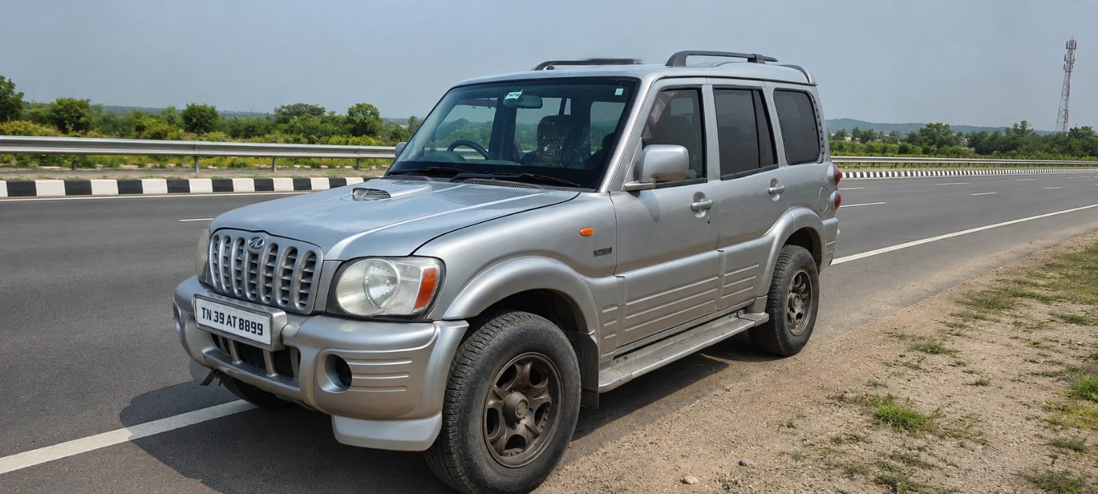 Mahindra Scorpio - Image 3