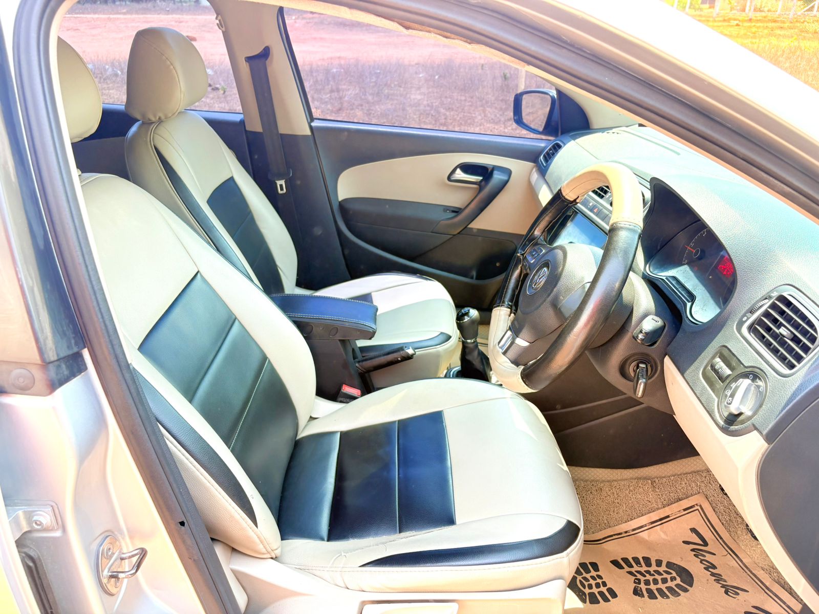 Volkswagen Polo - Image 2