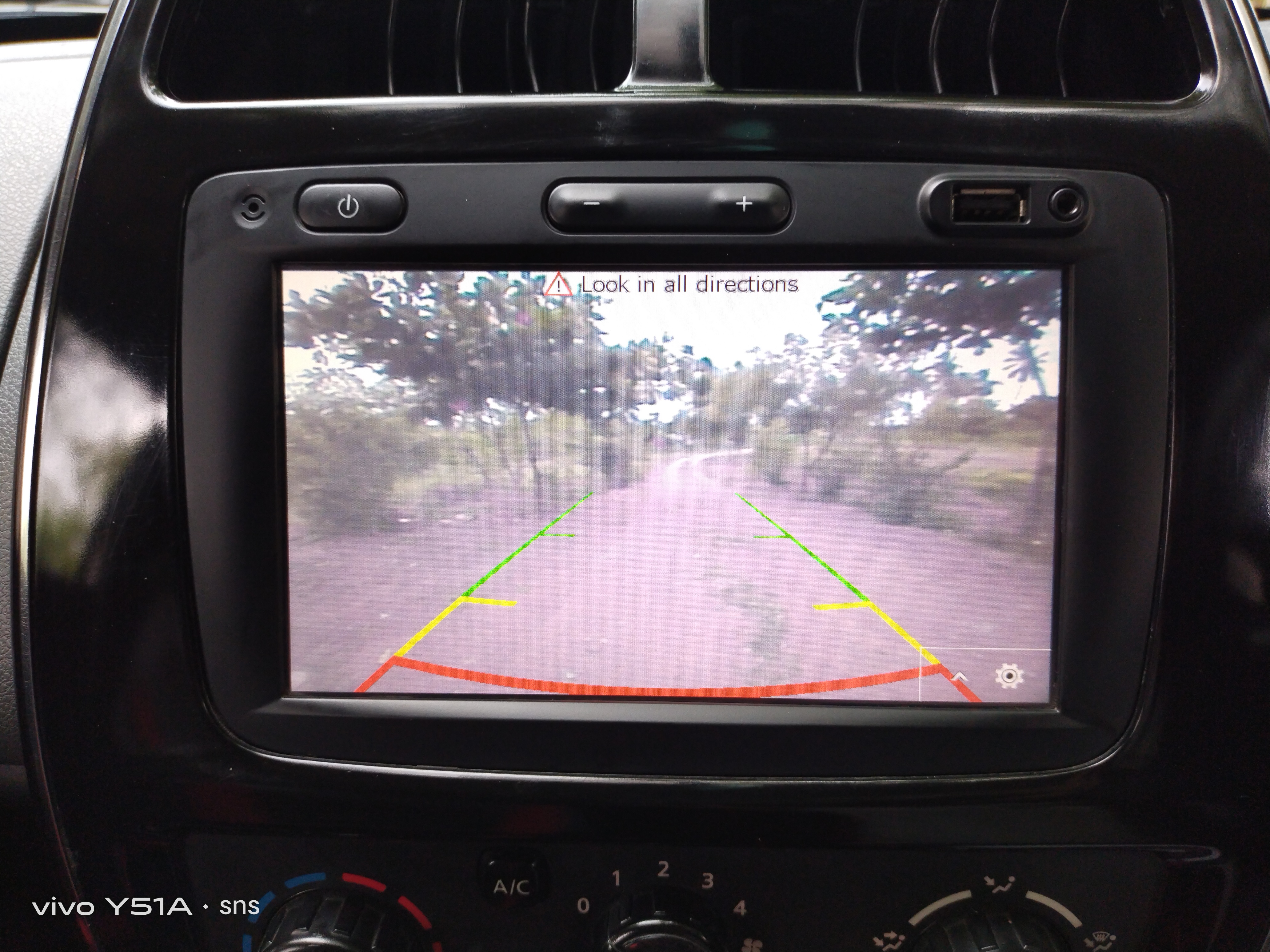 Renault Kwid - Image 15