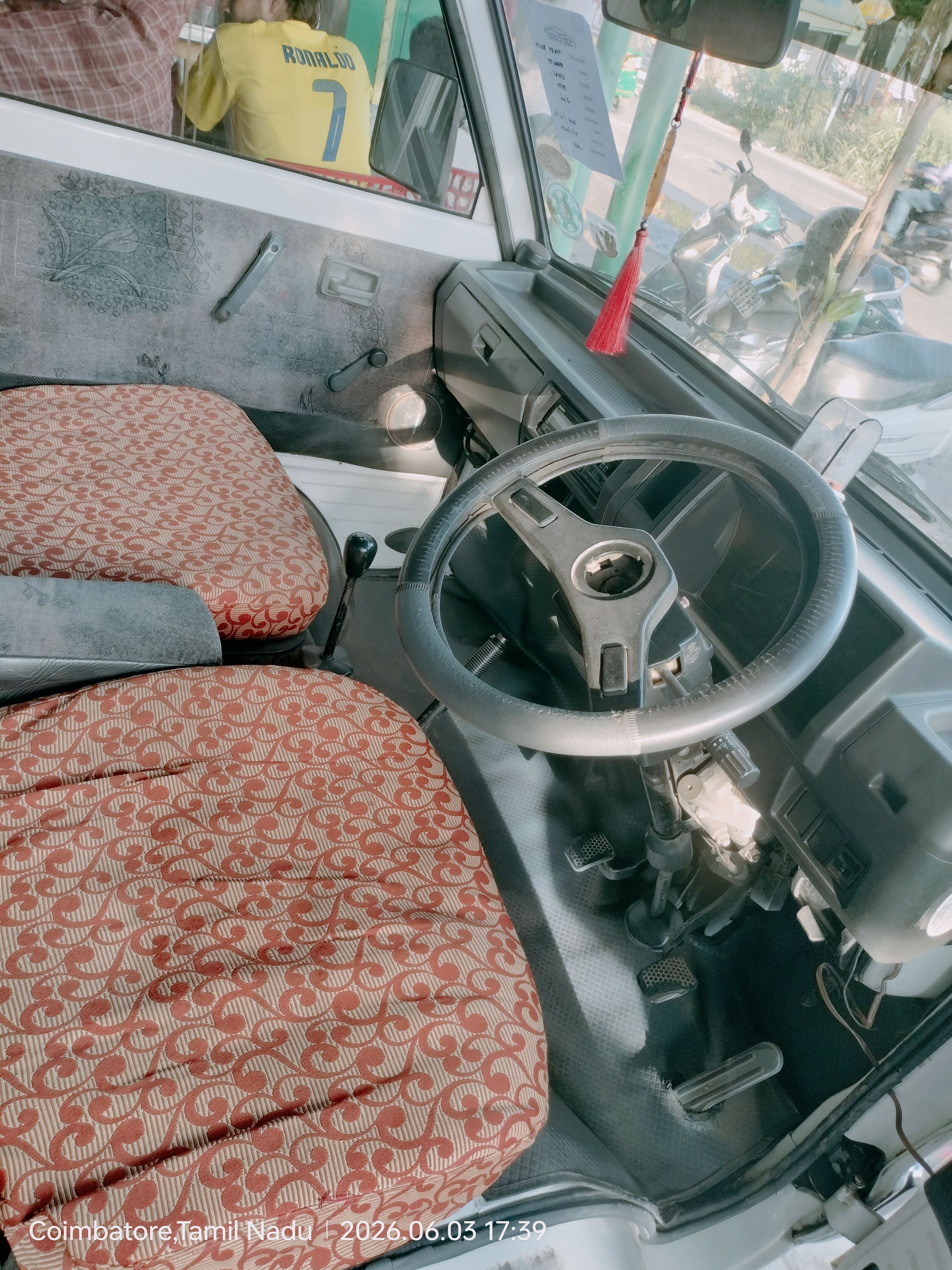 Maruti Suzuki Omni - Image 11