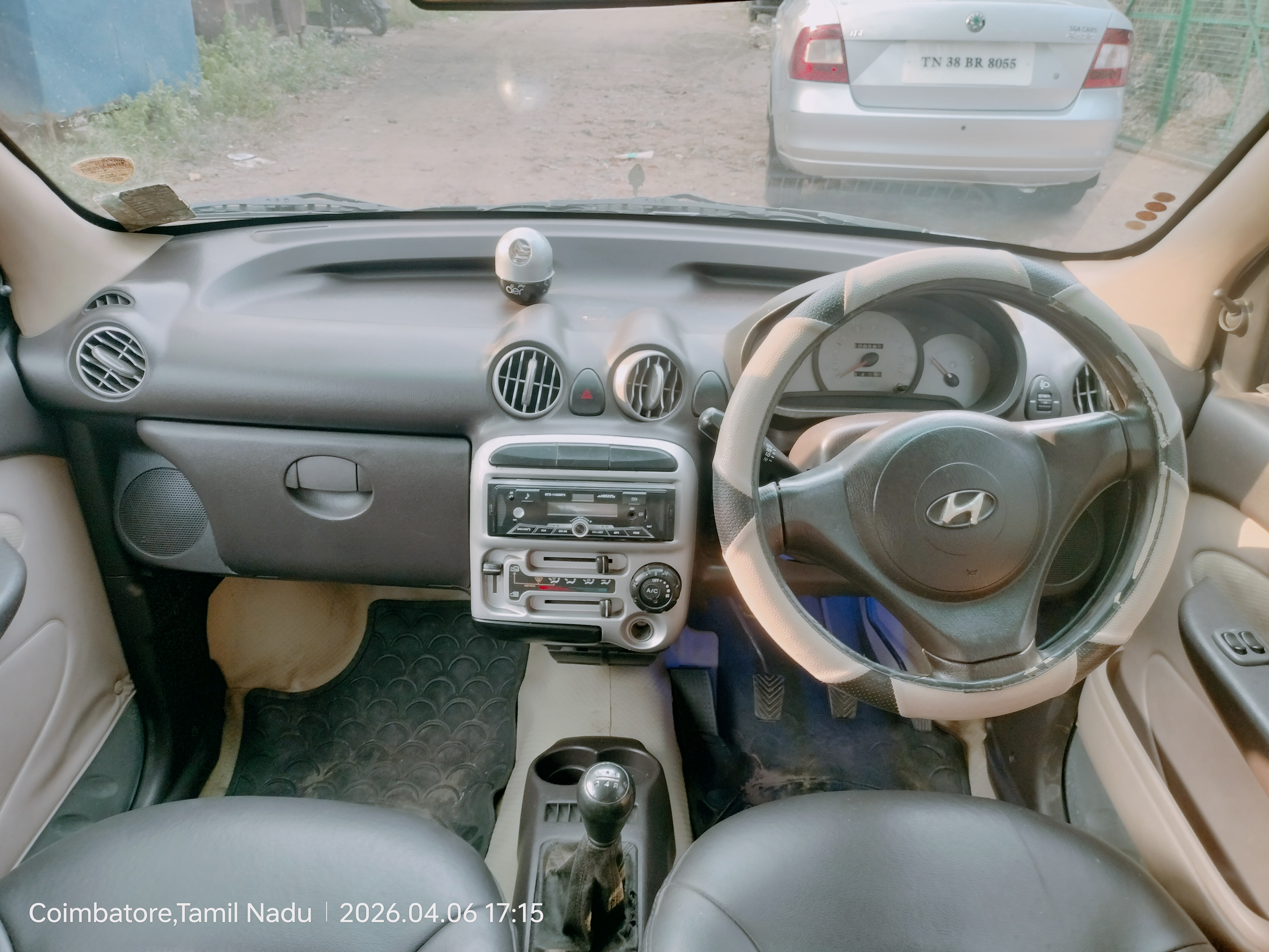 Hyundai Santro - Image 11