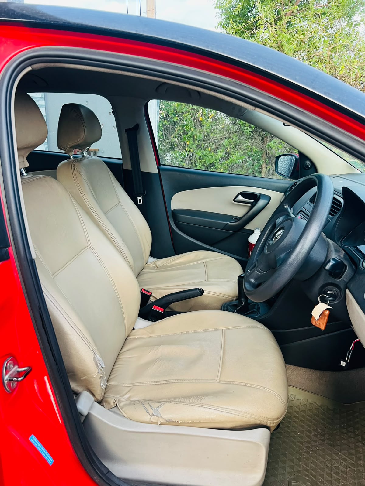 Volkswagen Polo - Image 10
