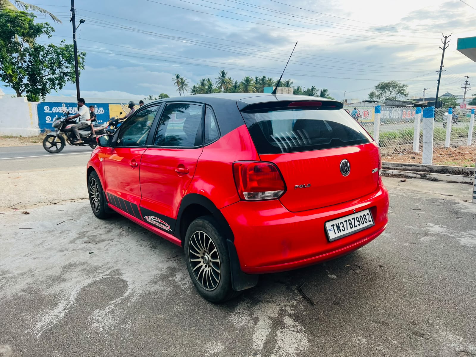 Volkswagen Polo - Image 7