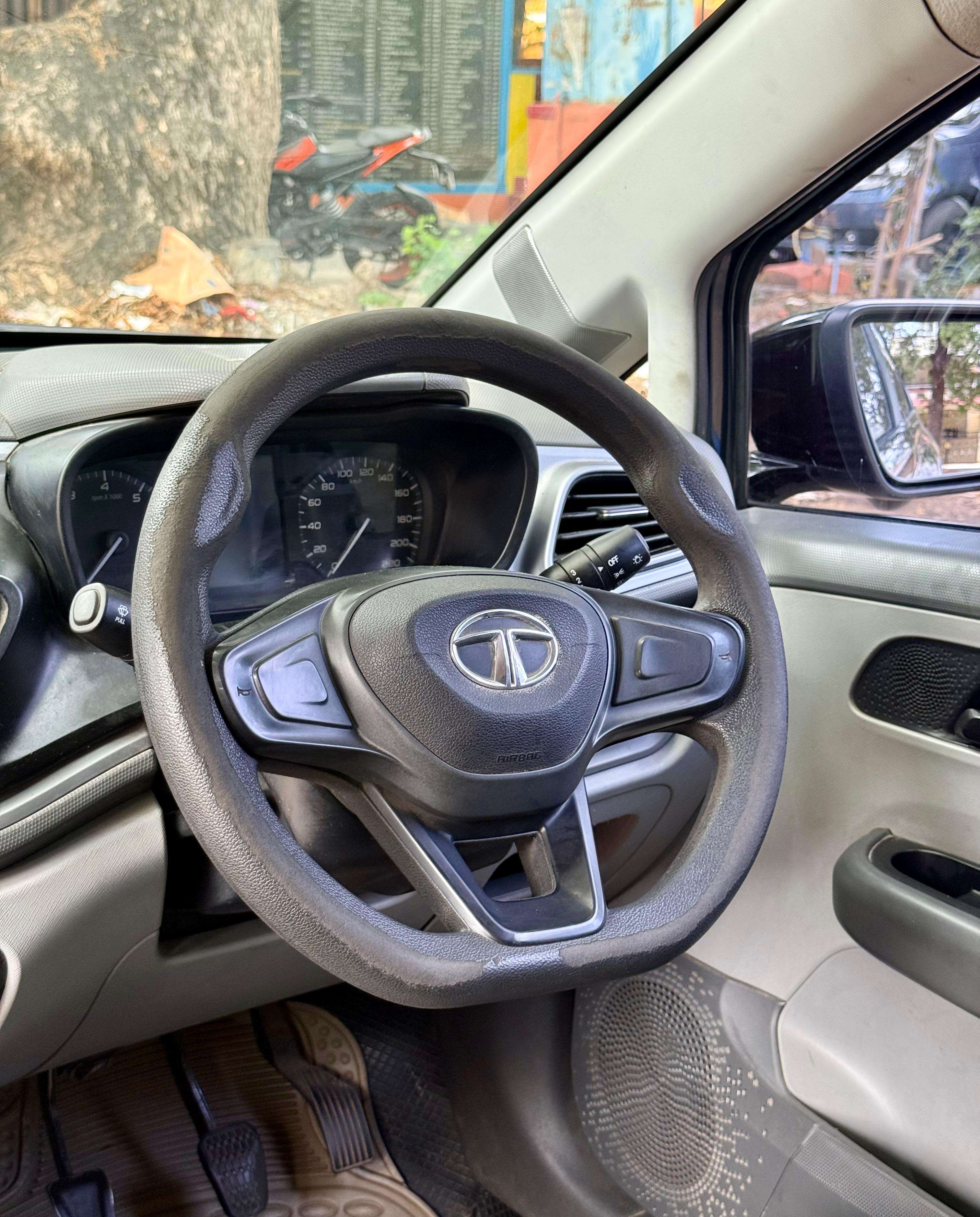 Tata Altroz - Image 3