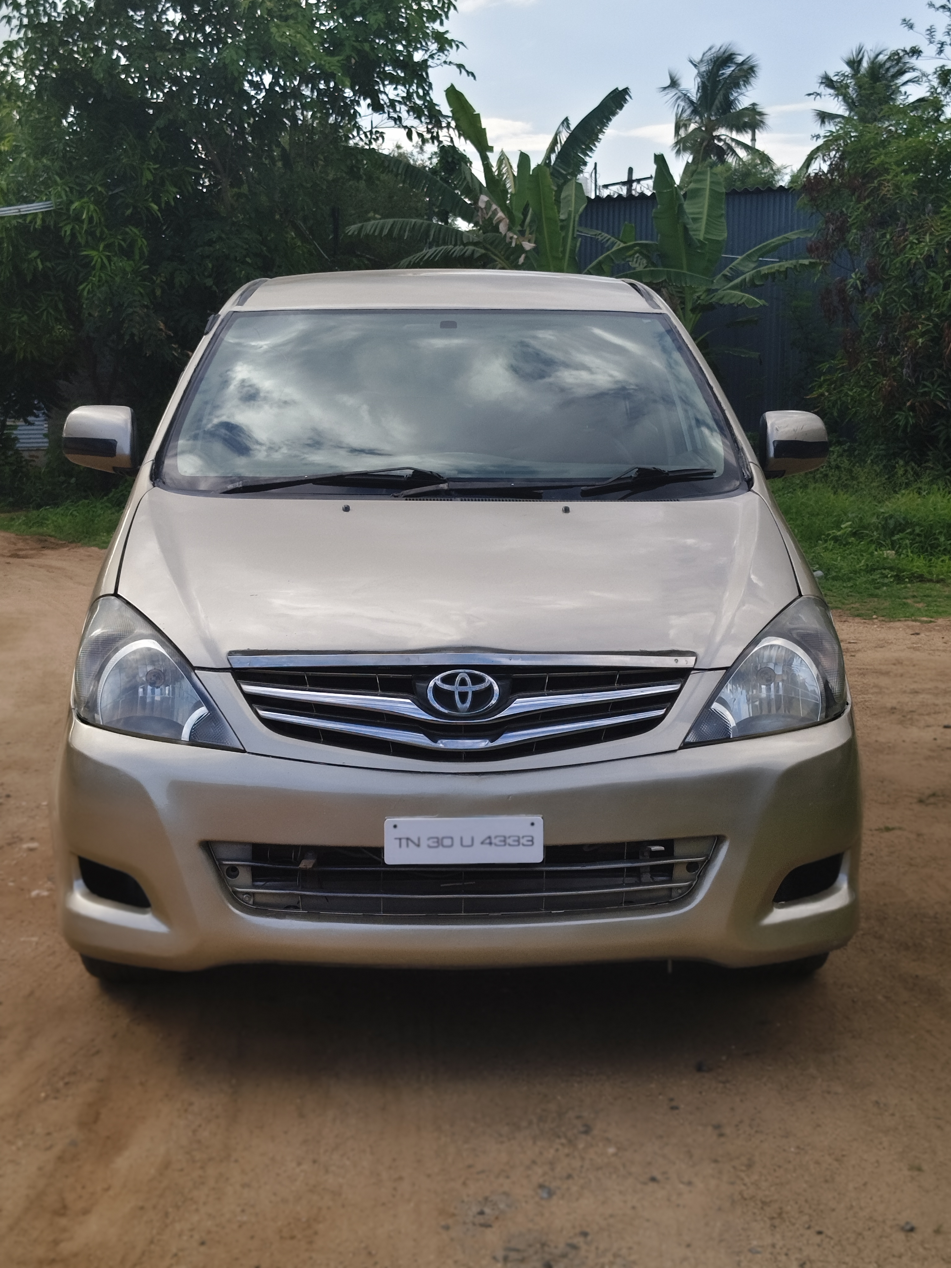 Toyota Innova
