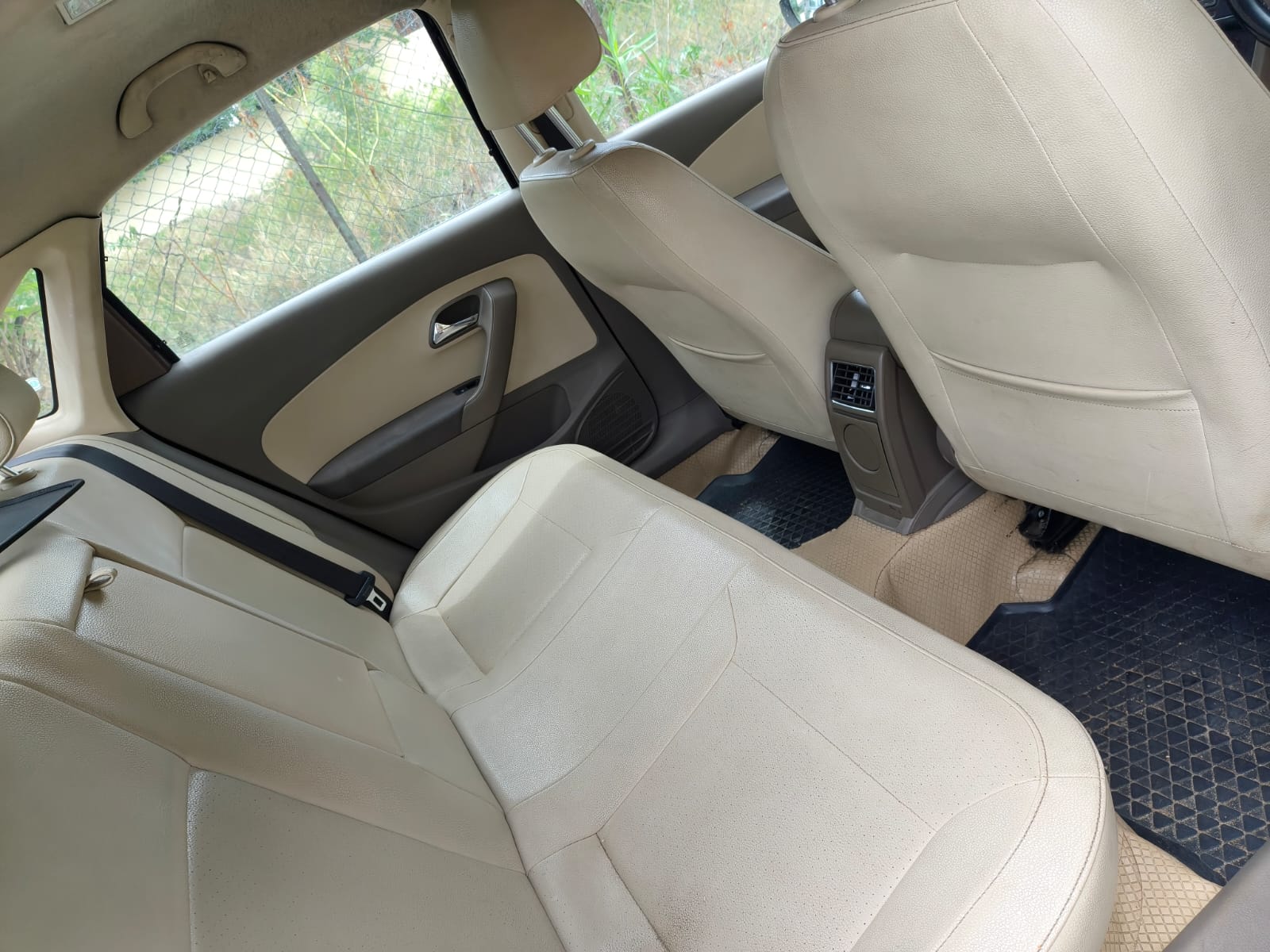 Skoda Rapid - Image 6