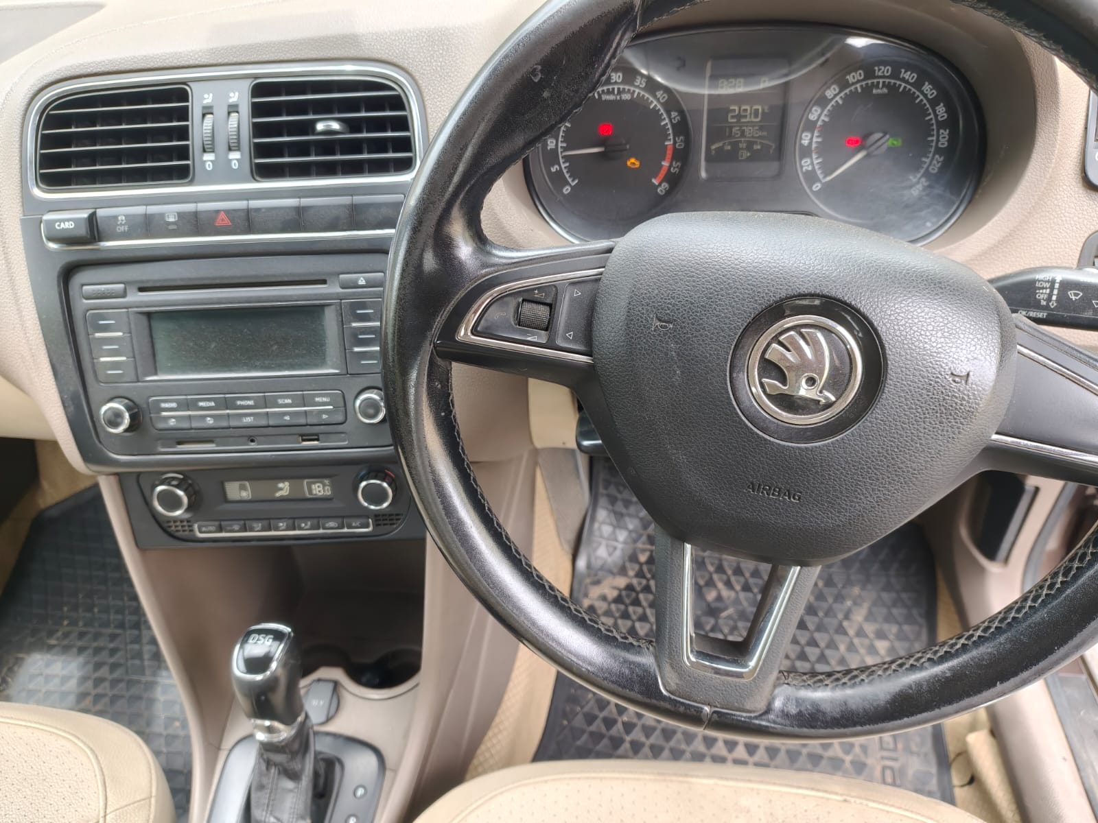 Skoda Rapid - Image 4