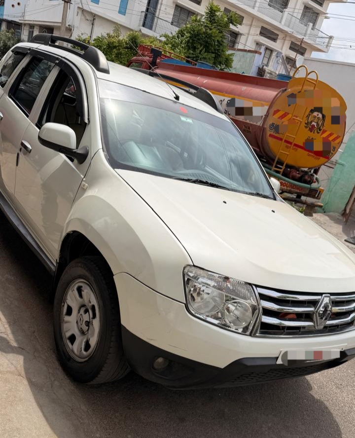 Renault Duster - Image 2