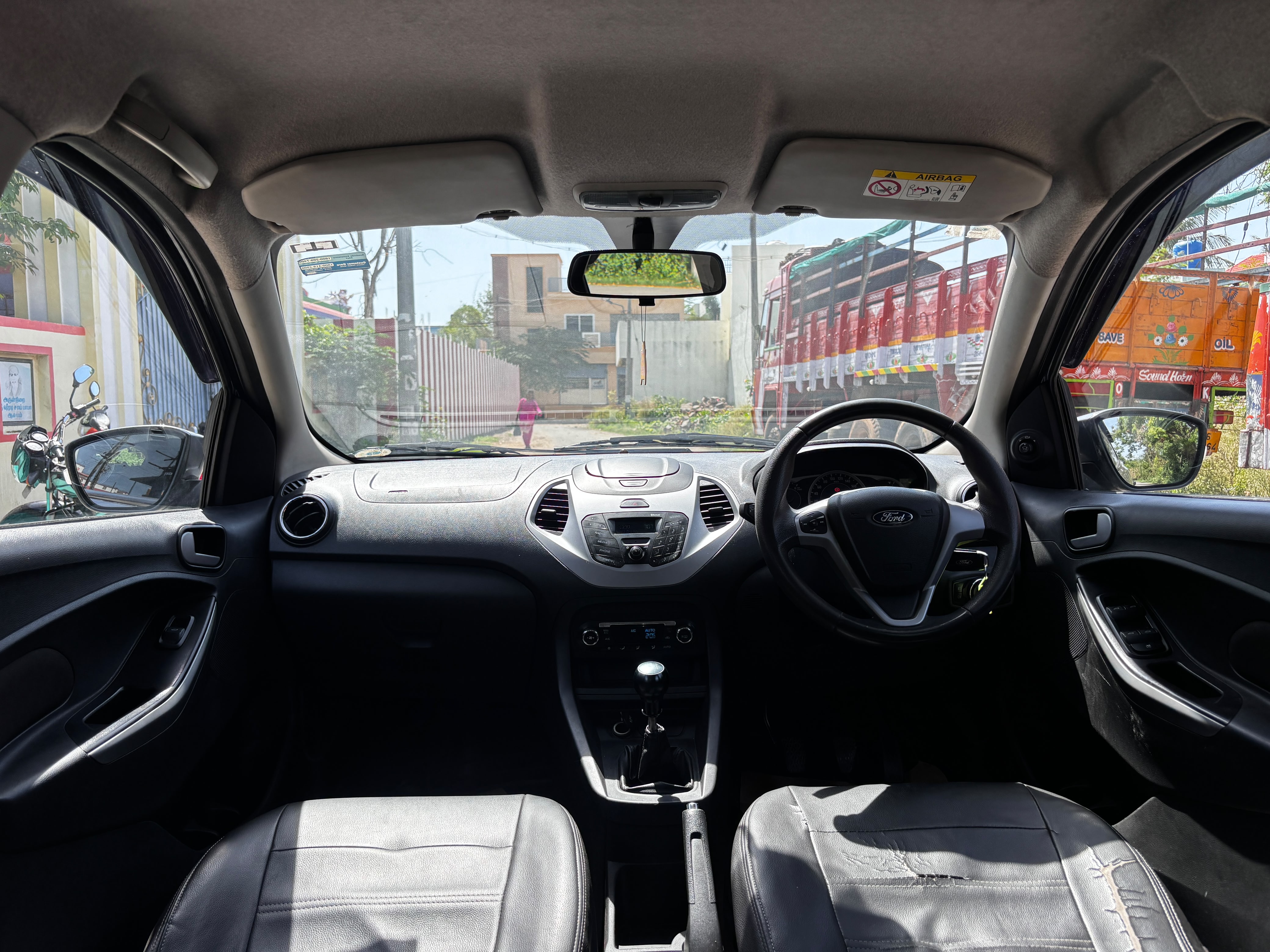 Ford Figo - Image 5