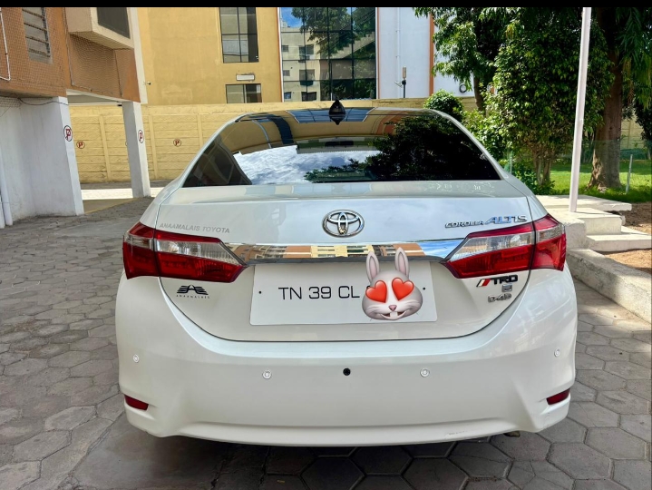 Toyota Corolla Altis - Image 2