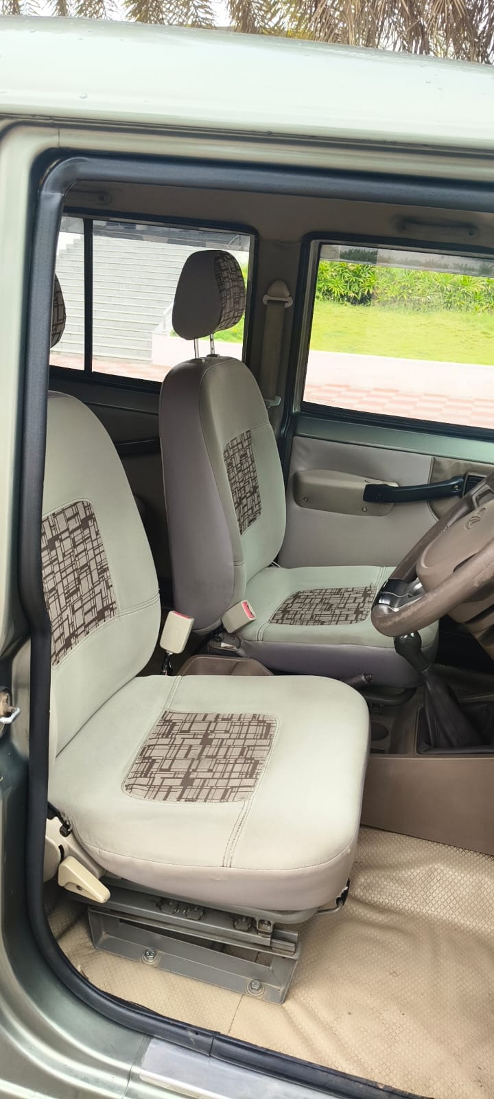 Mahindra Bolero - Image 4