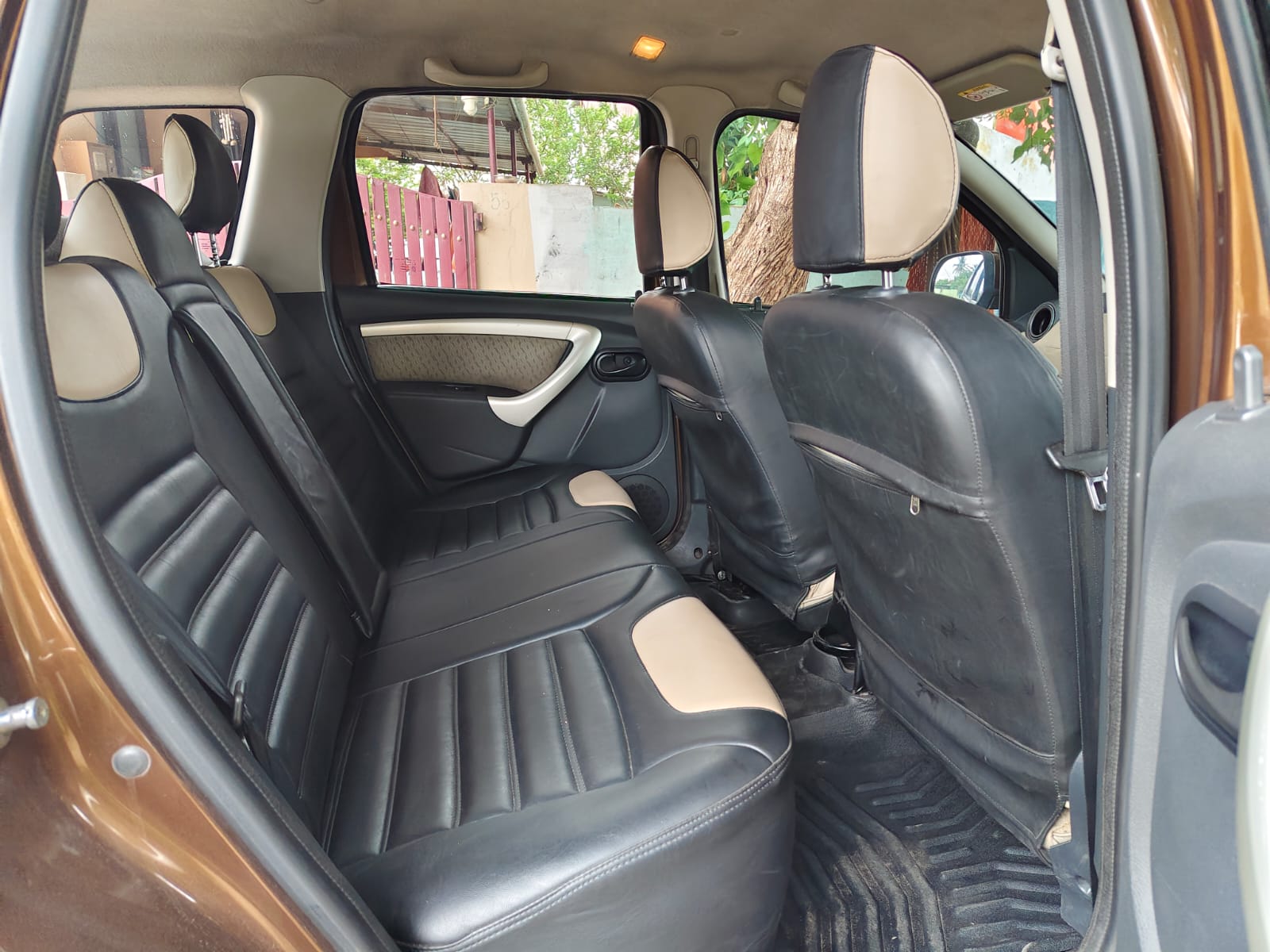 Renault Duster - Image 4