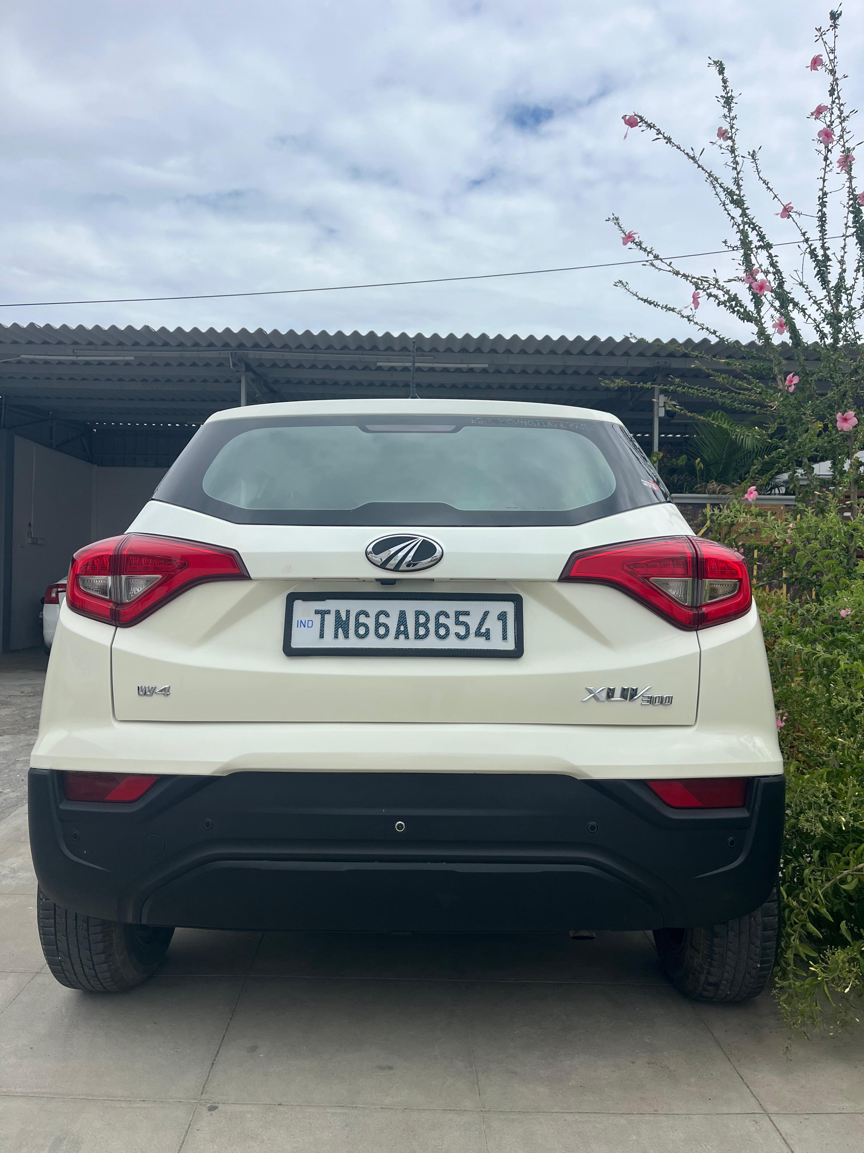 Mahindra XUV300 - Image 2