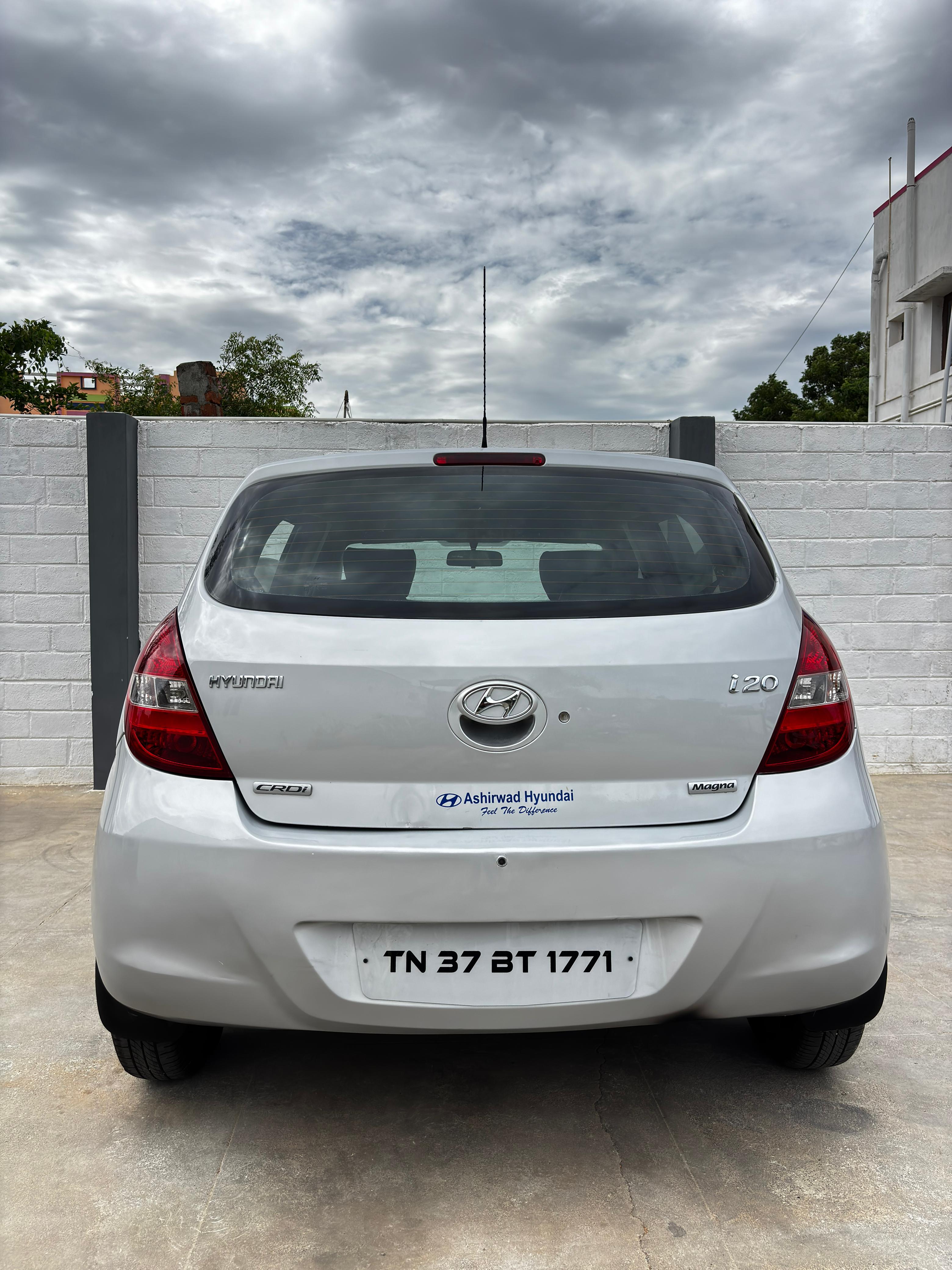 Hyundai i20 - Image 2