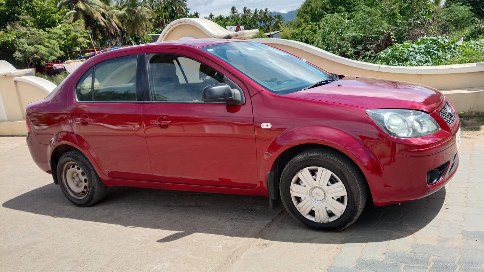 Ford Fiesta - Image 11