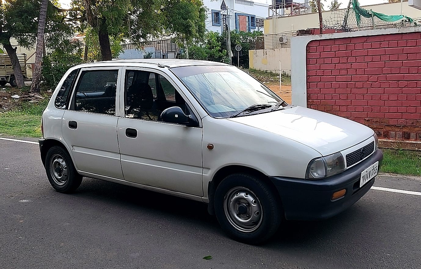Maruti Suzuki Zen - Image 4