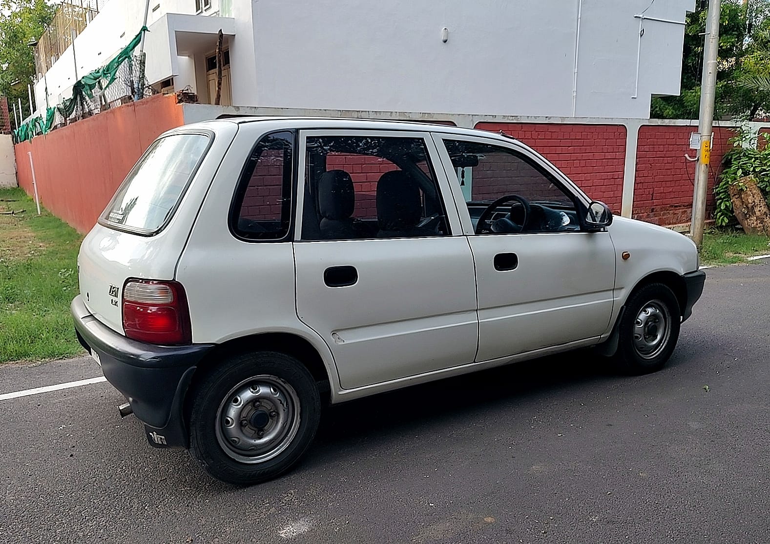 Maruti Suzuki Zen - Image 3