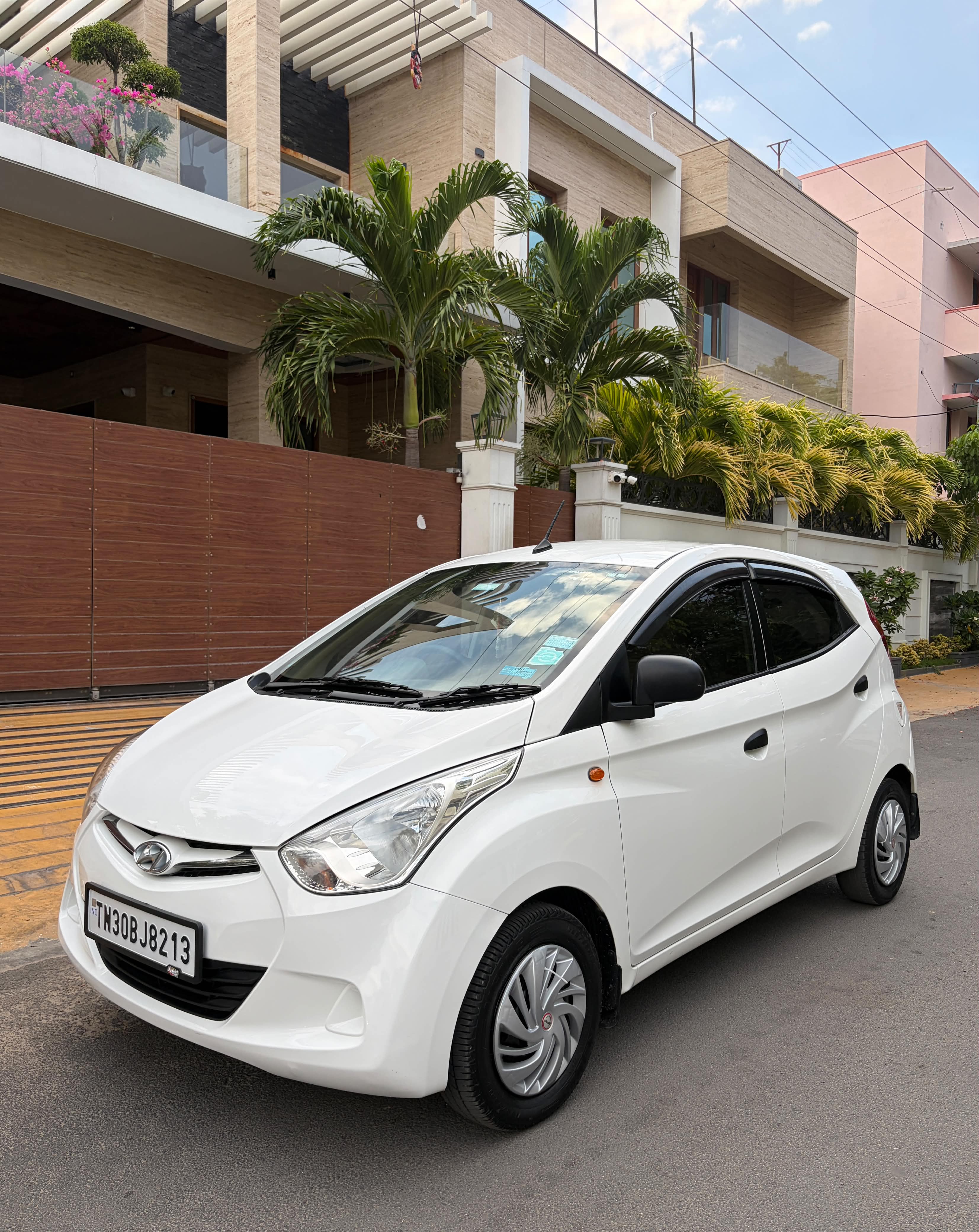Hyundai Eon - Image 4