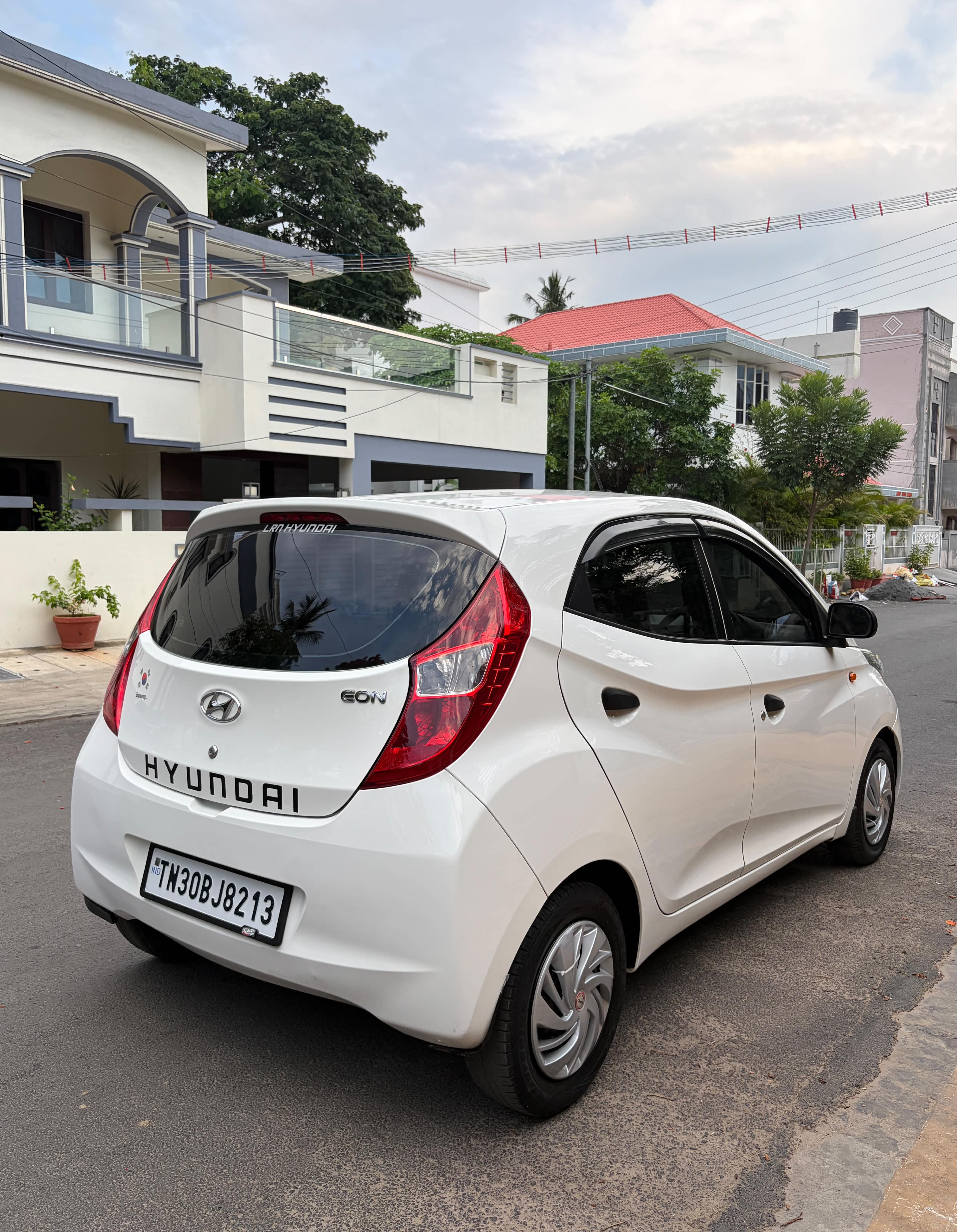 Hyundai Eon - Image 6
