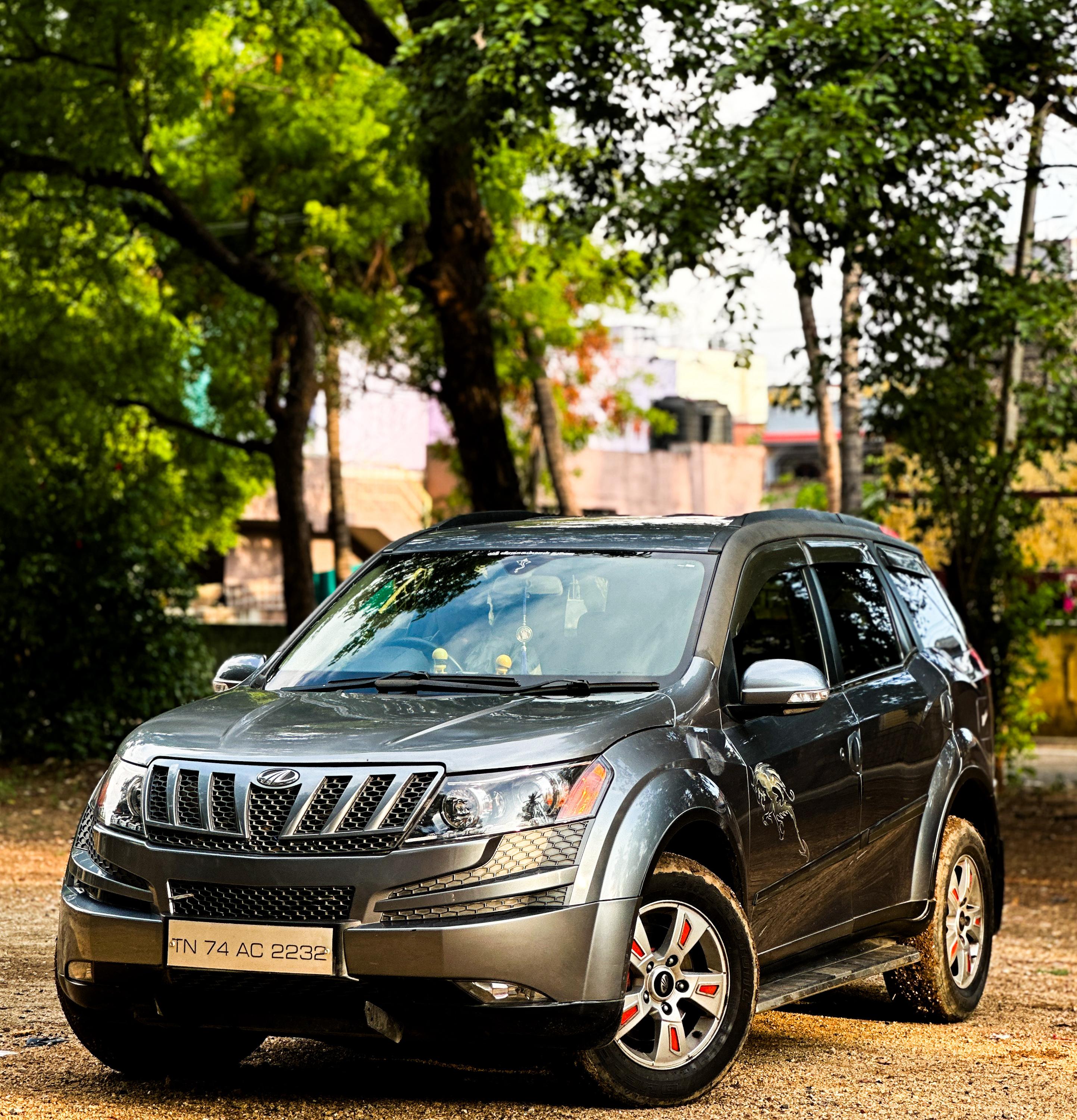 Mahindra XUV500 - Image 9