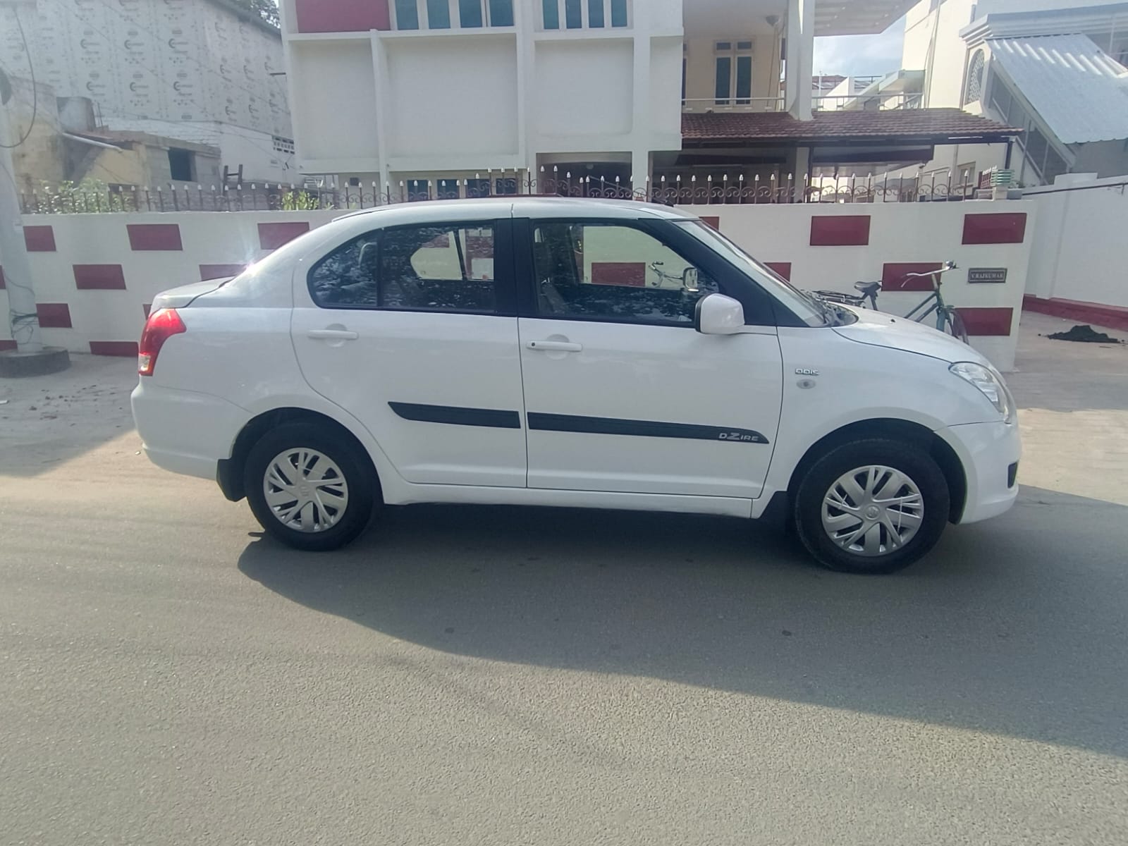 Maruti Suzuki Swift dzire
