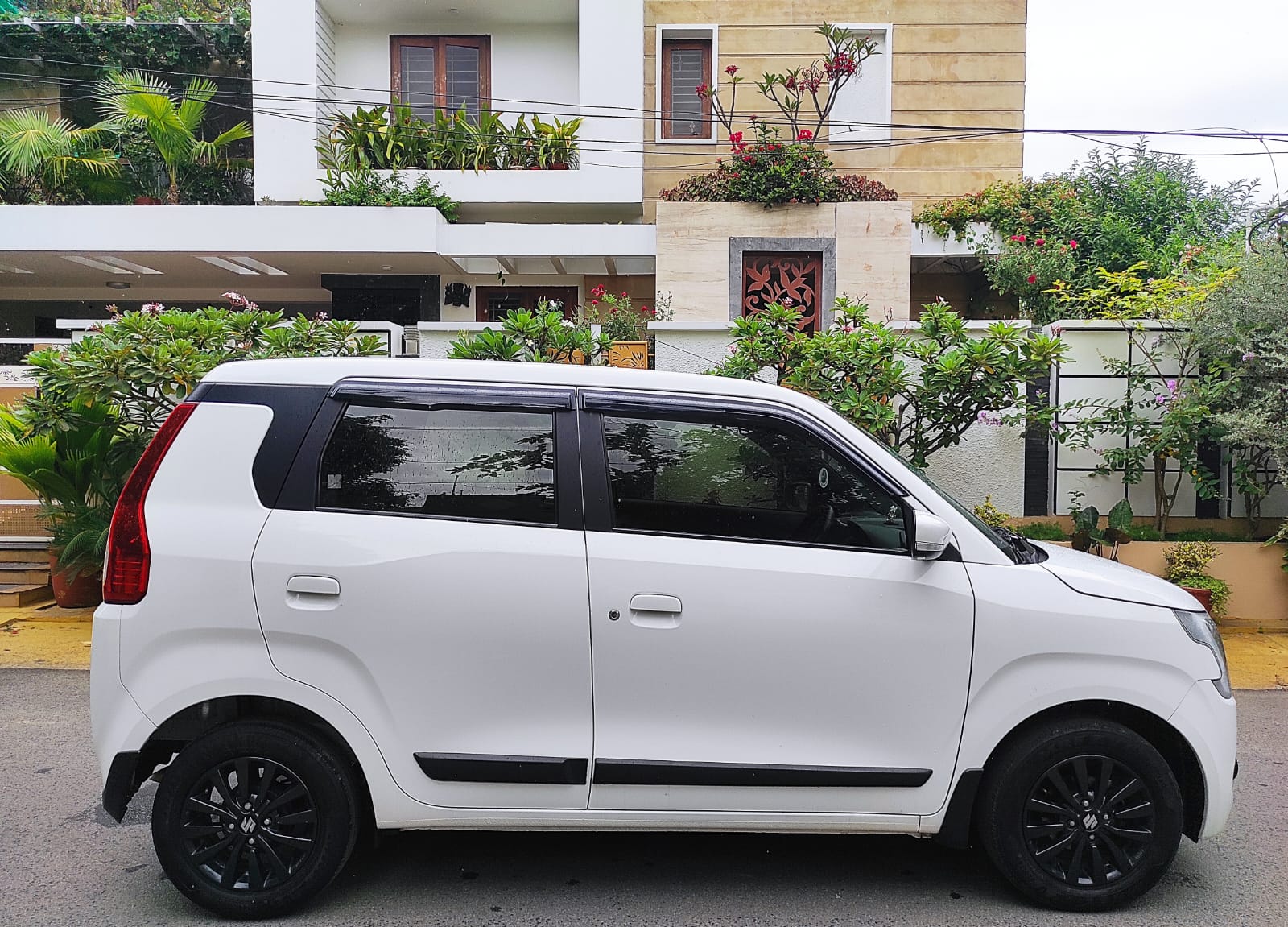 Maruti Suzuki Wagon R - Image 4
