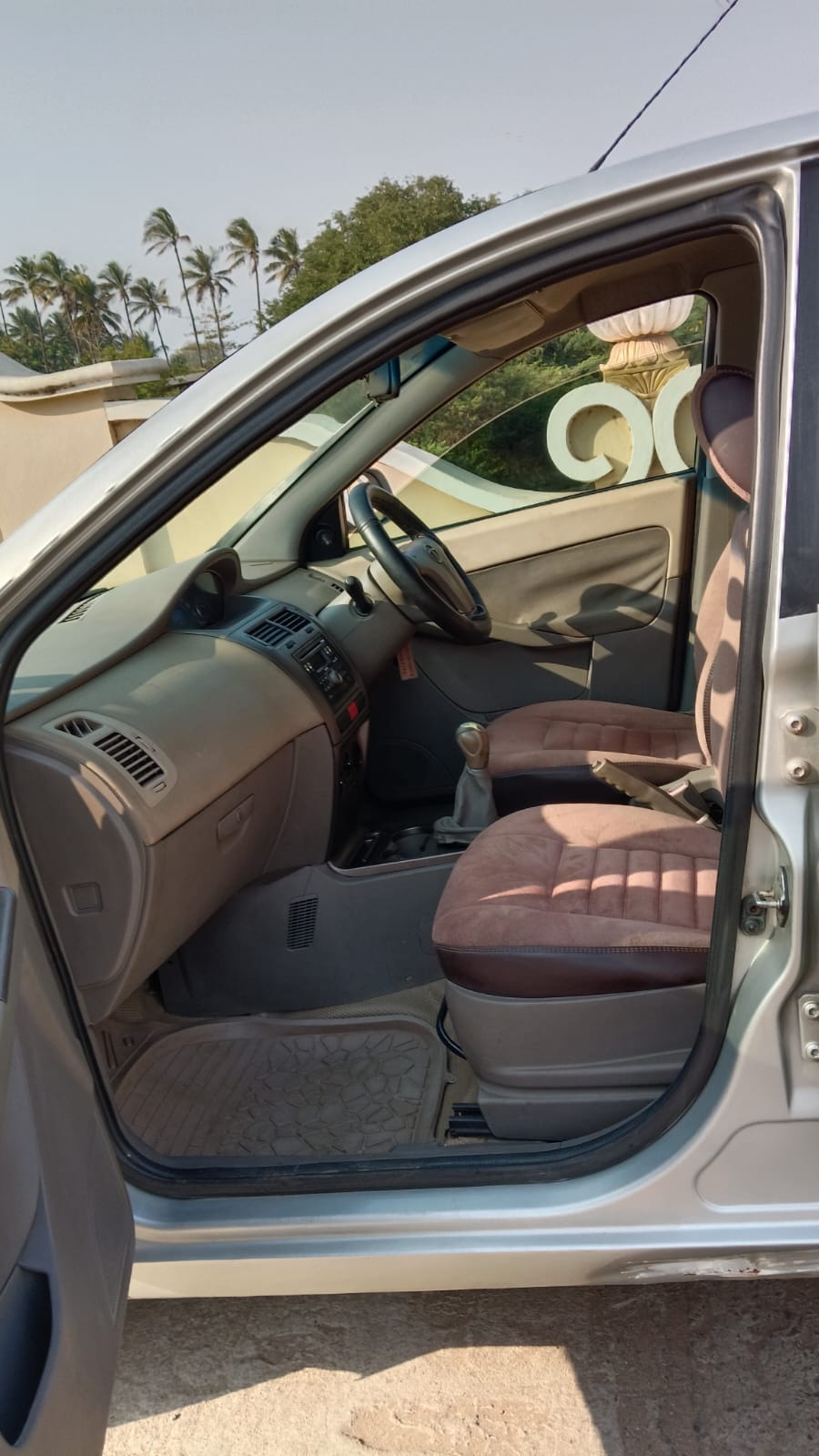 Tata Vista - Image 10