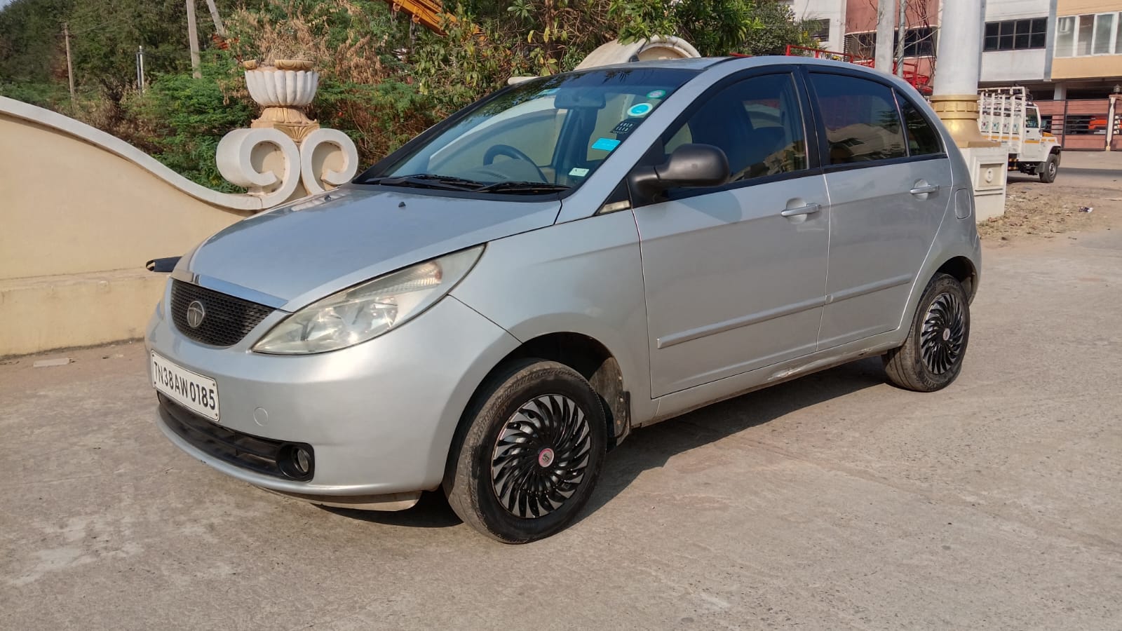 Tata Vista - Image 4