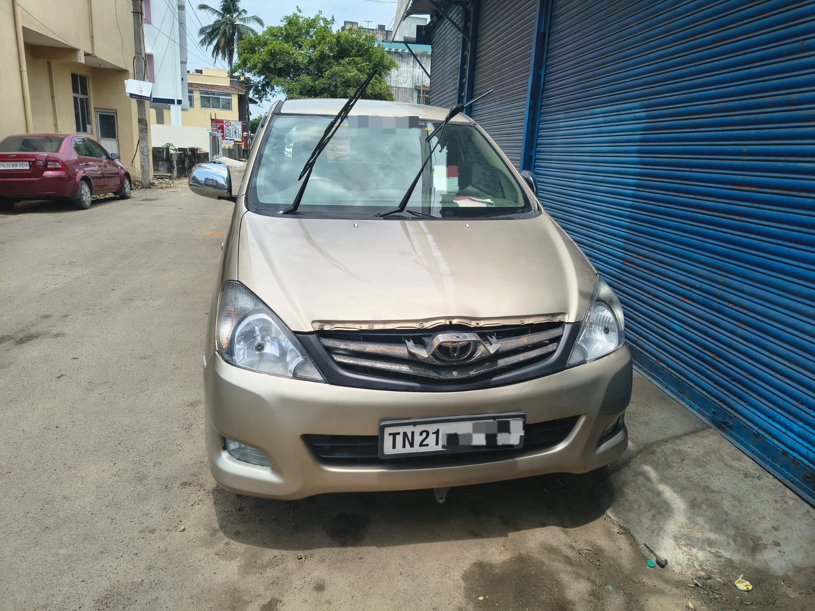 Toyota Innova - Image 3
