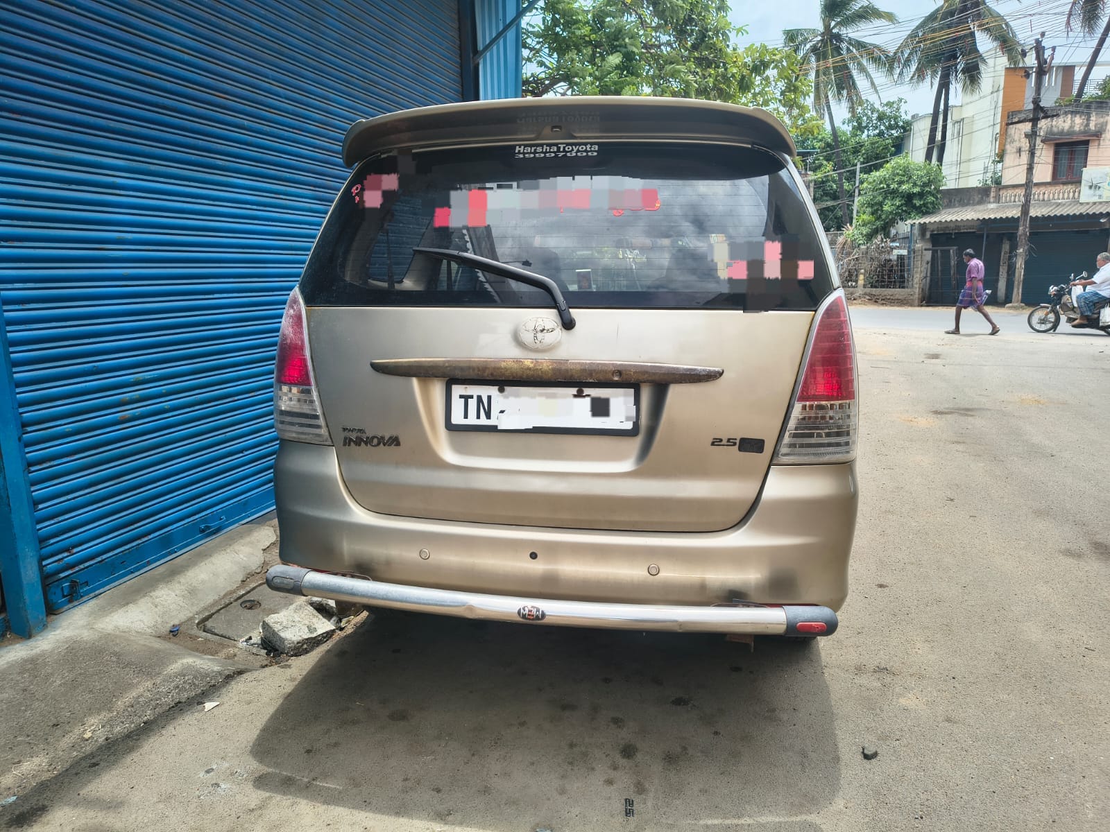 Toyota Innova - Image 4