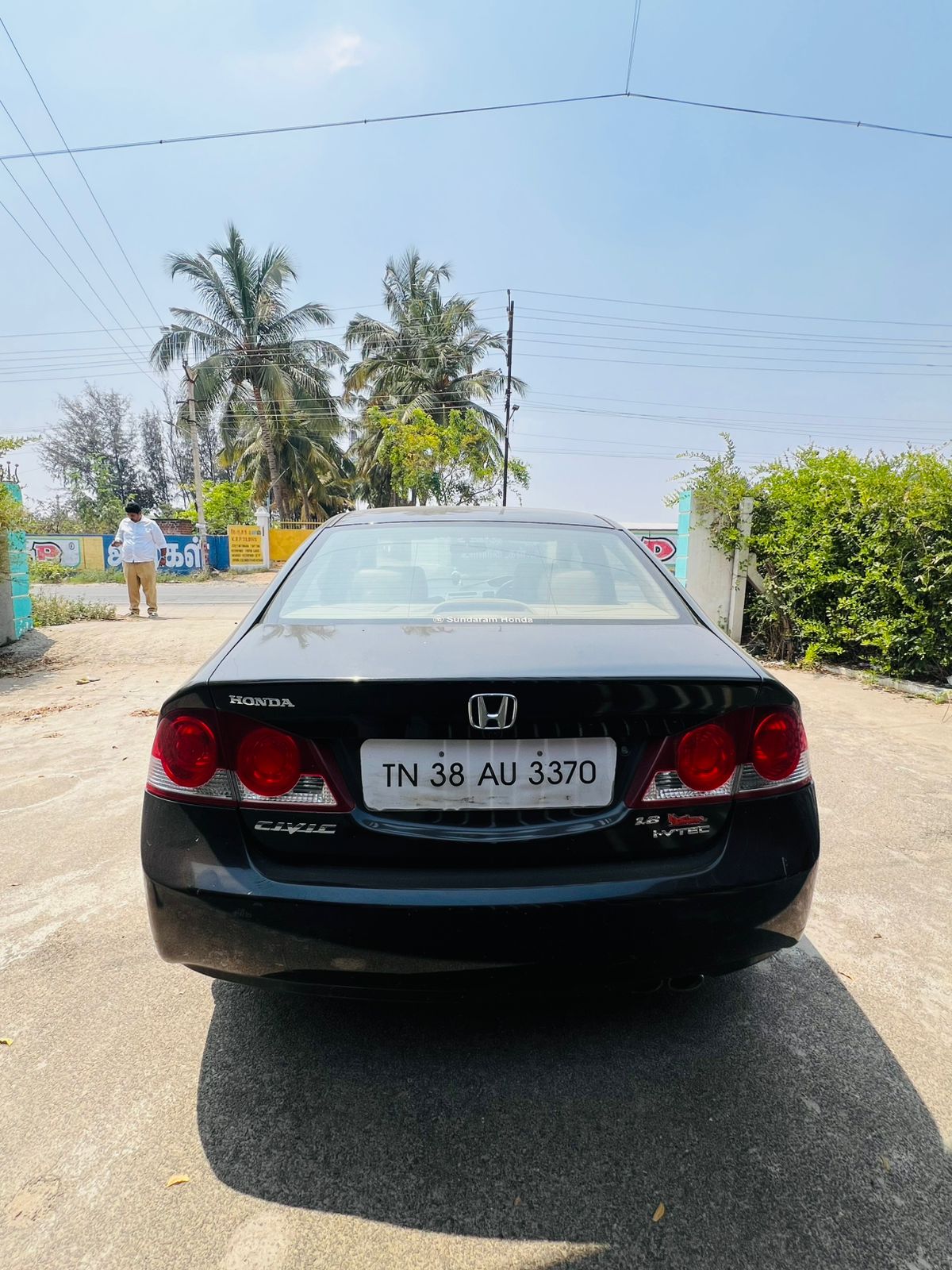 Honda Civic - Image 11