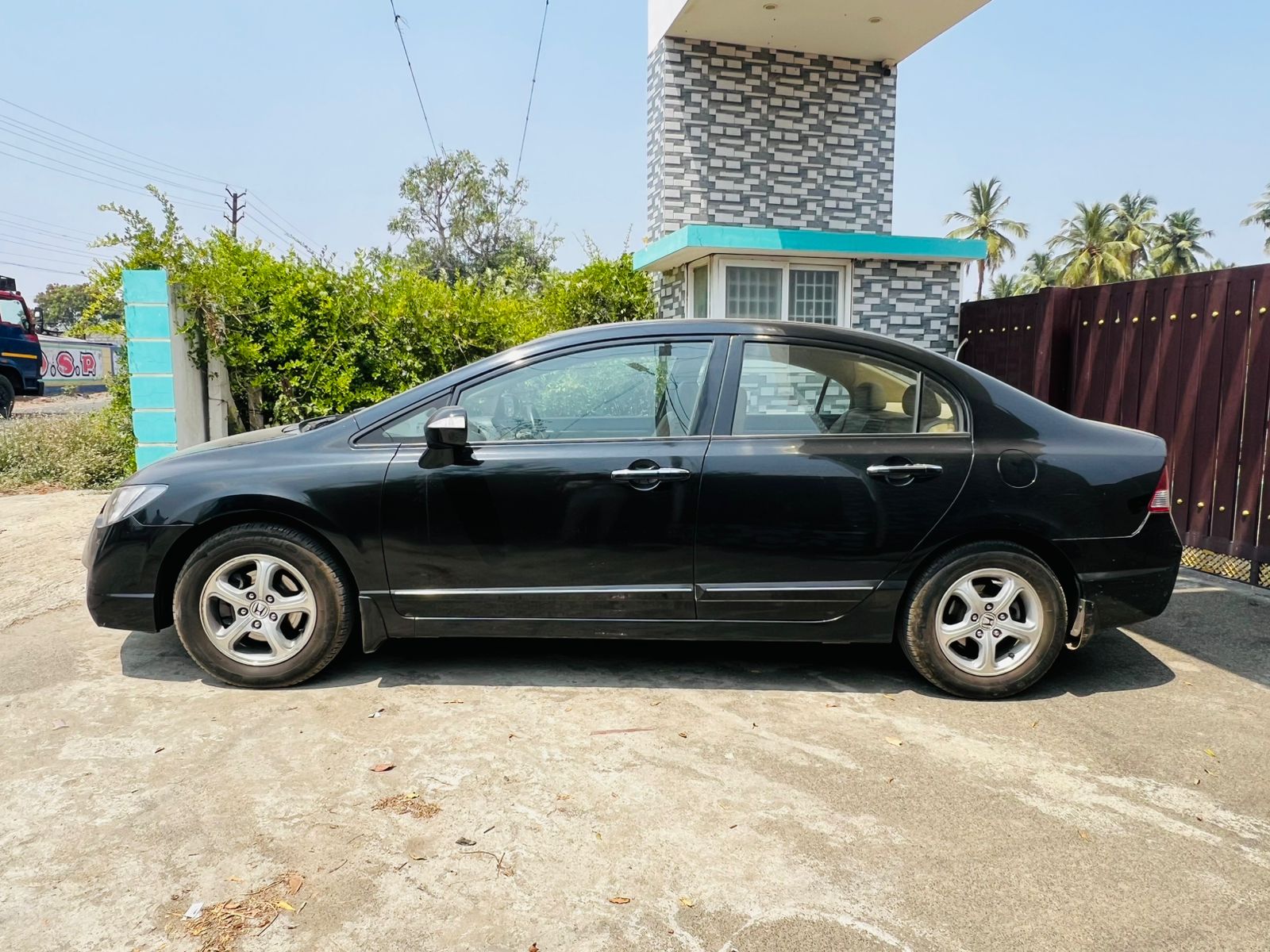 Honda Civic - Image 4