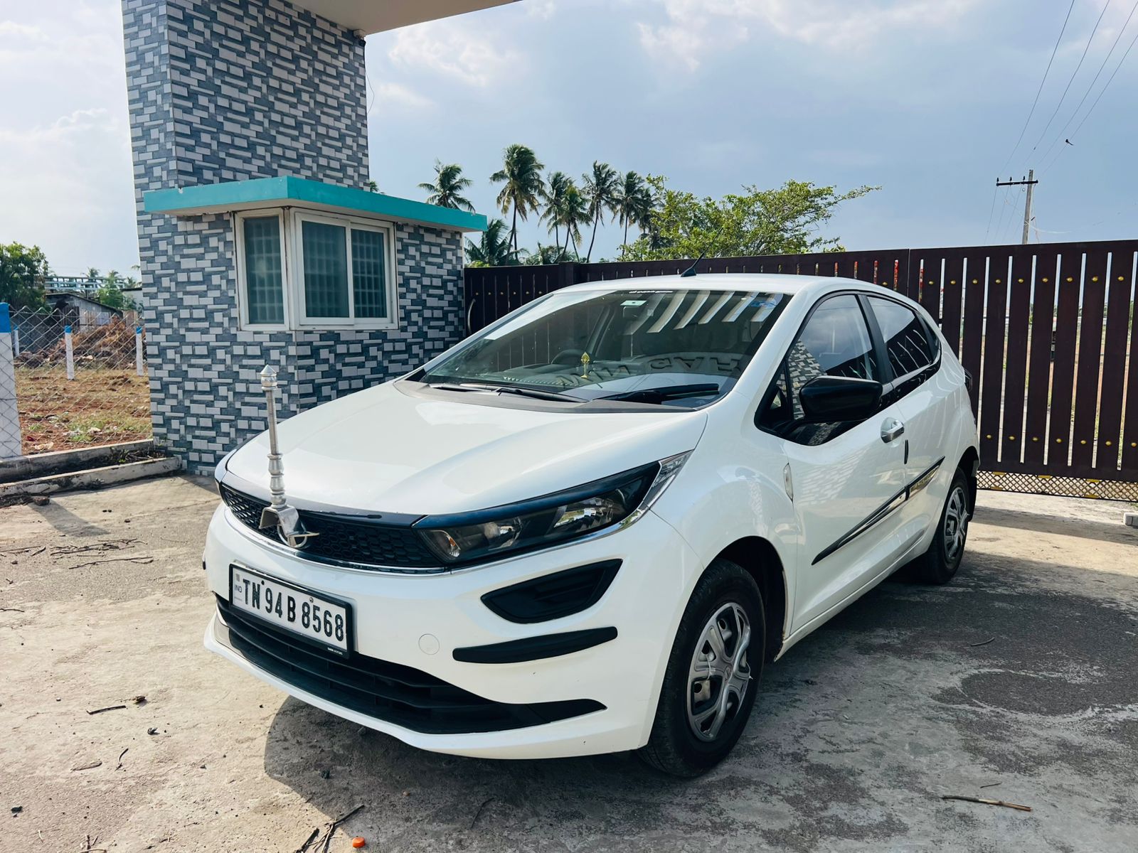 Tata Altroz - Image 2