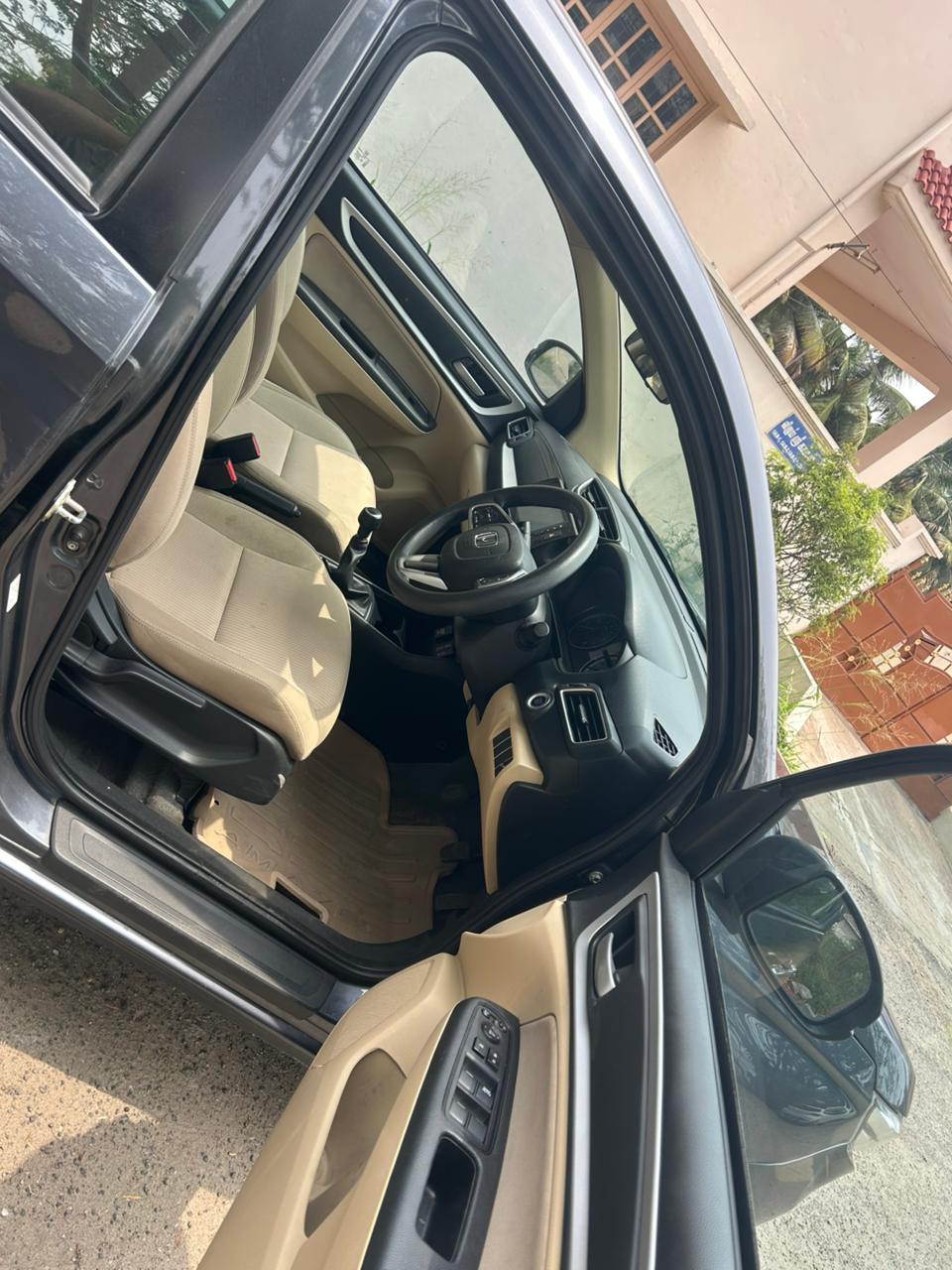 Honda Amaze - Image 8