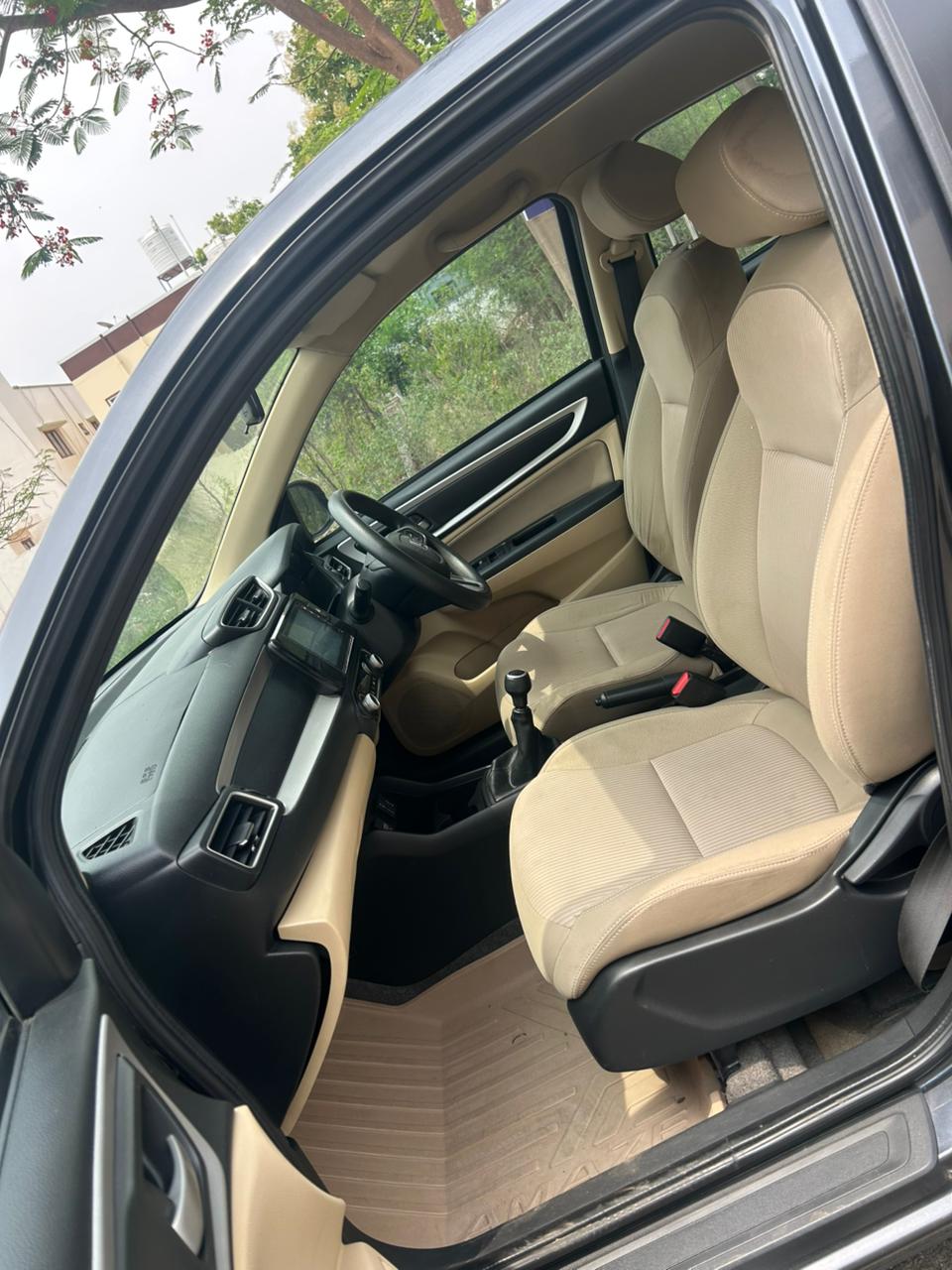 Honda Amaze - Image 9