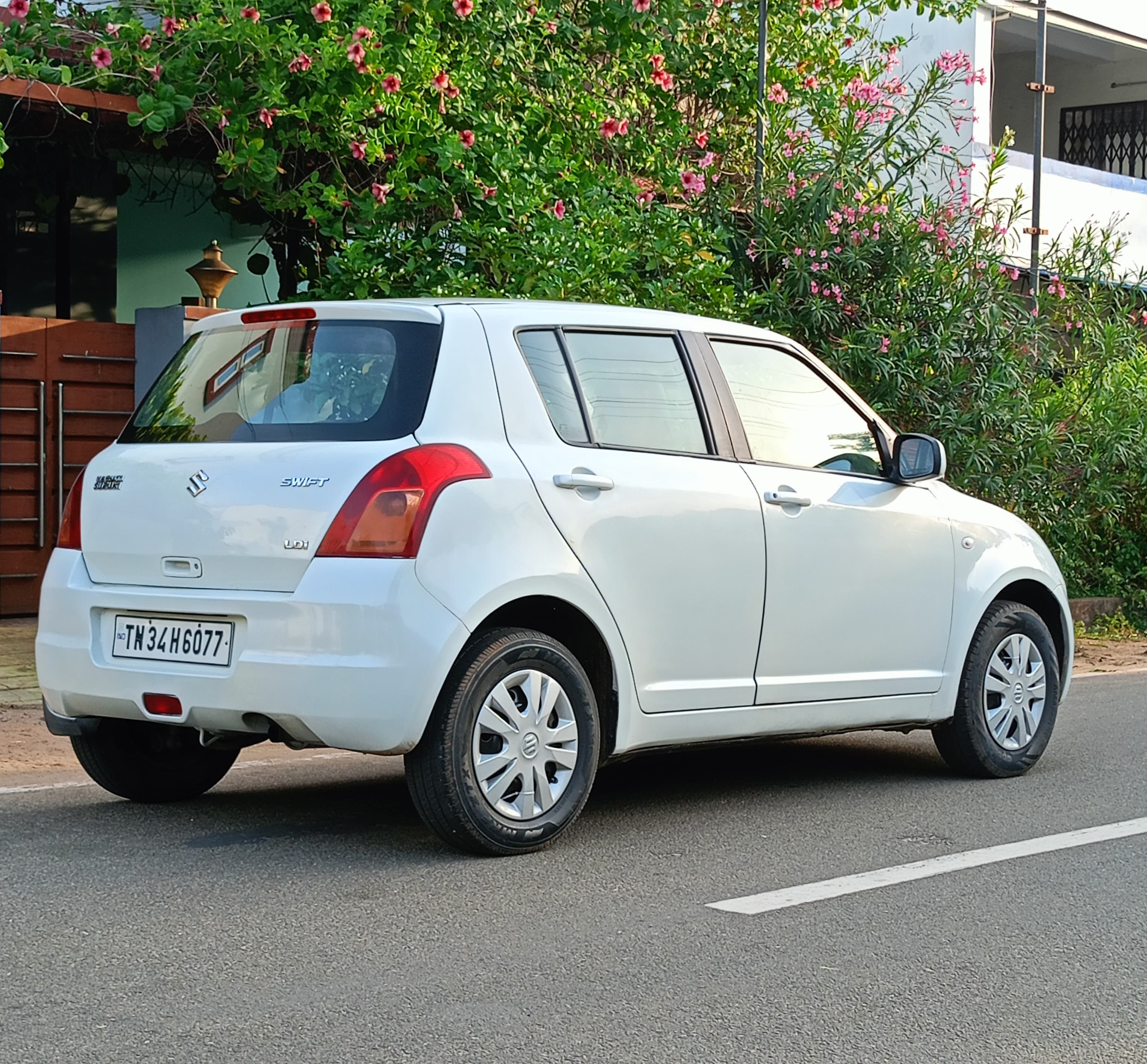 Maruti Suzuki Swift - Image 7