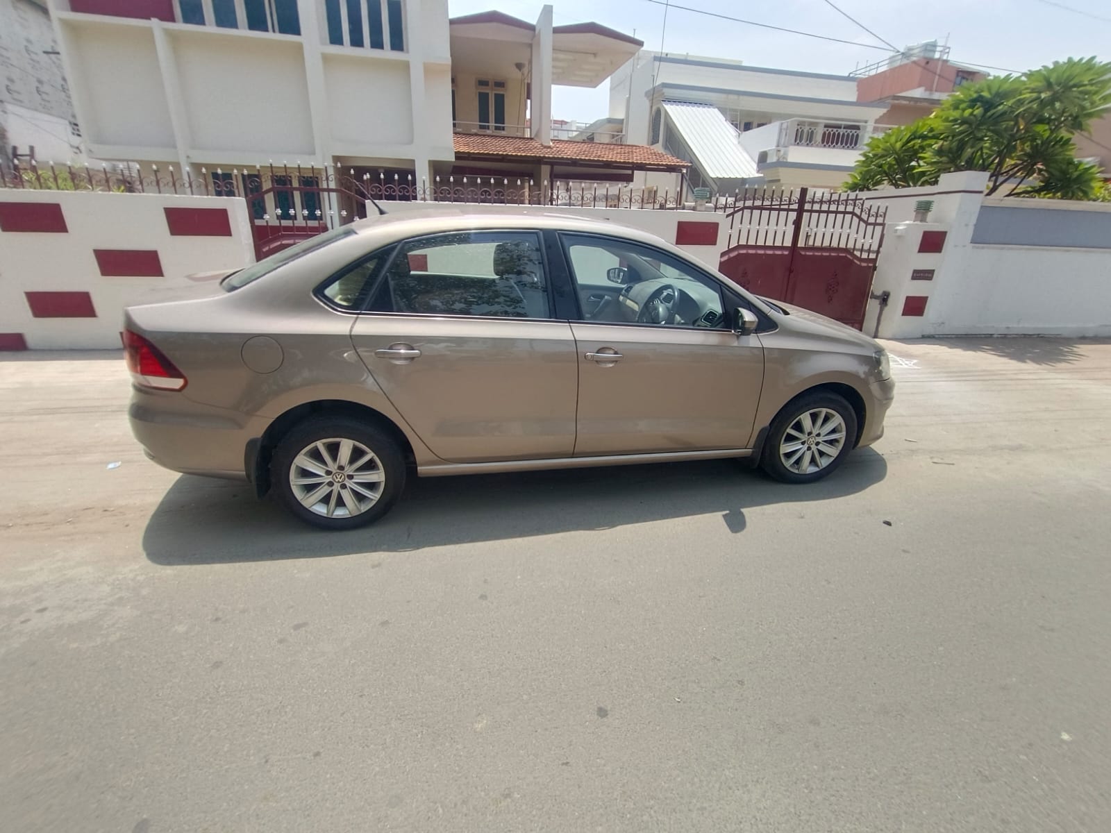 Volkswagen Vento - Image 5