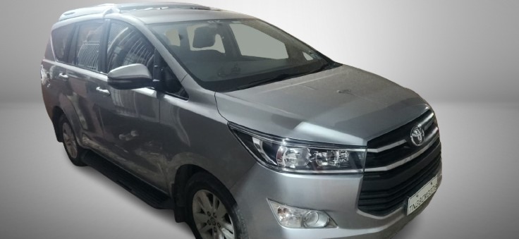 Toyota Innova Crysta - Image 6