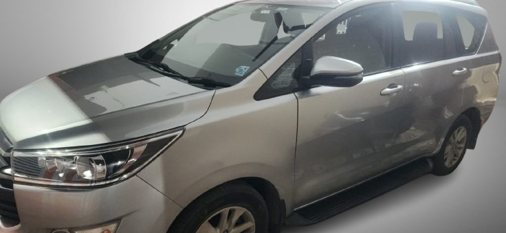 Toyota Innova Crysta - Image 2