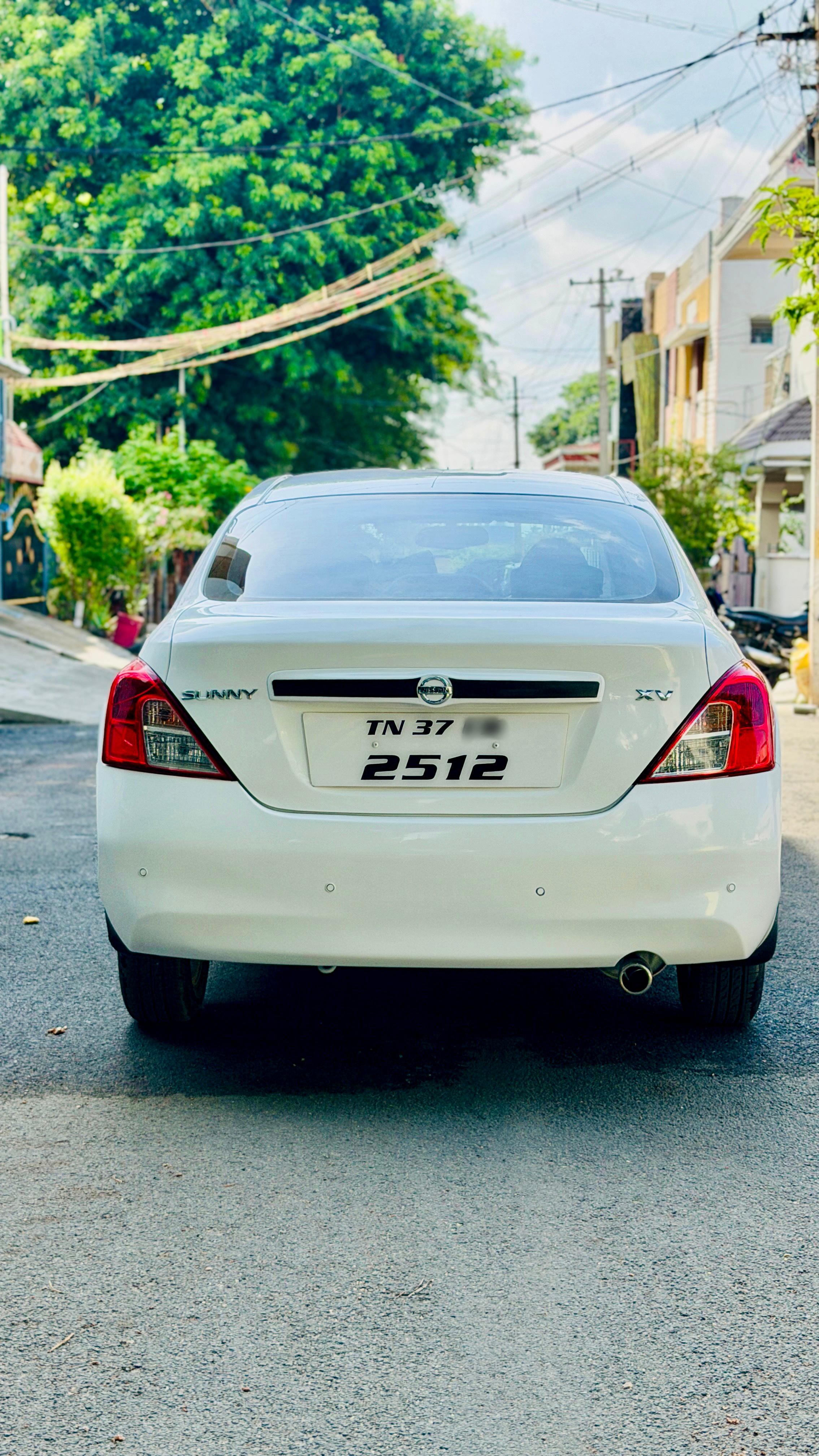 Nissan Sunny - Image 3