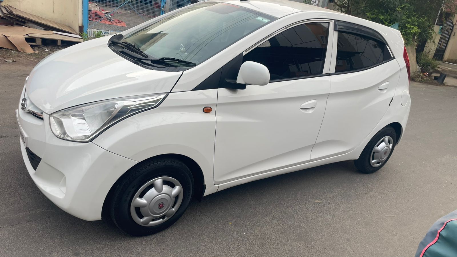 Hyundai Eon - Image 3