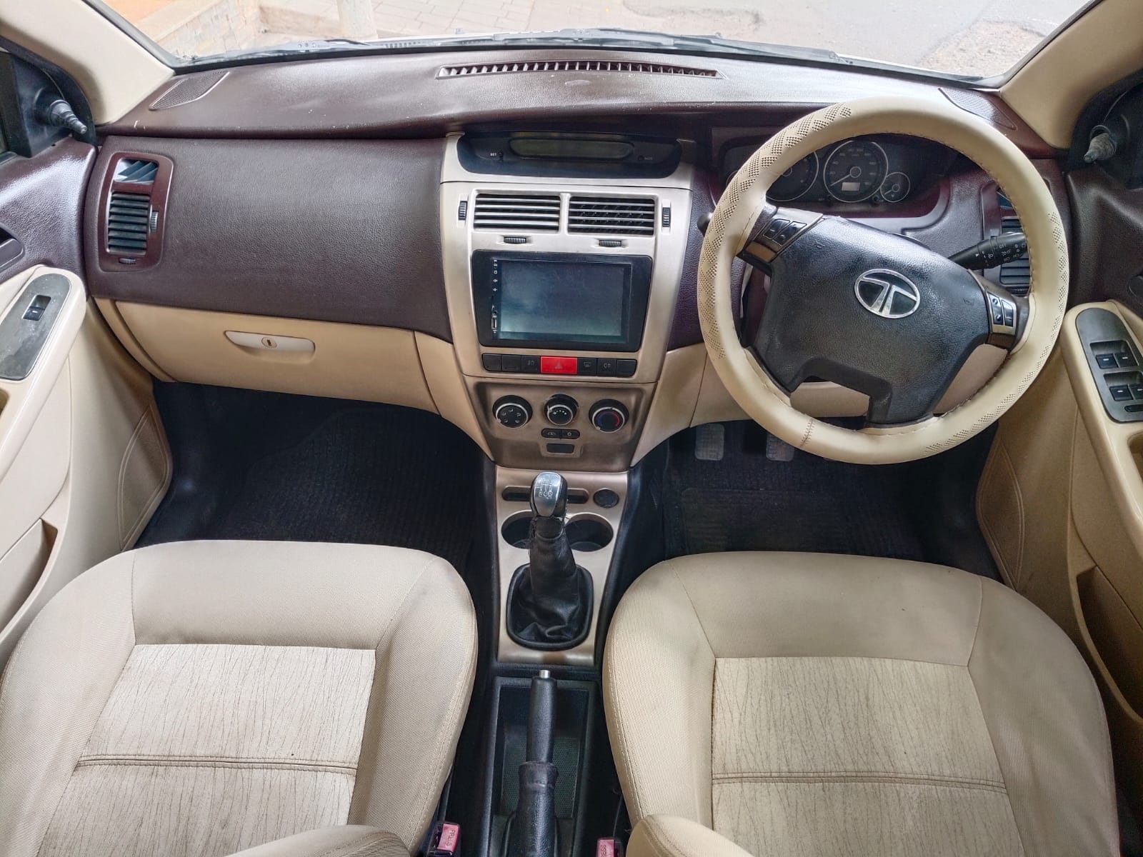 Tata Manza