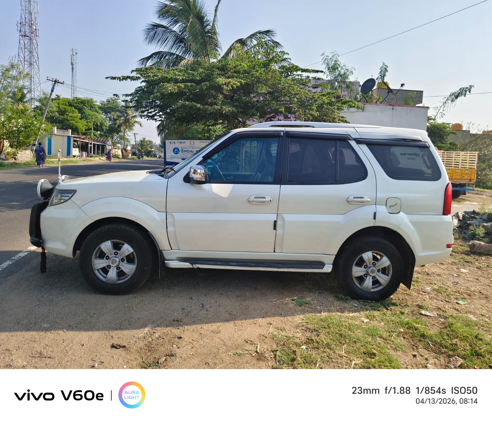 Tata Safari Storme - Image 4