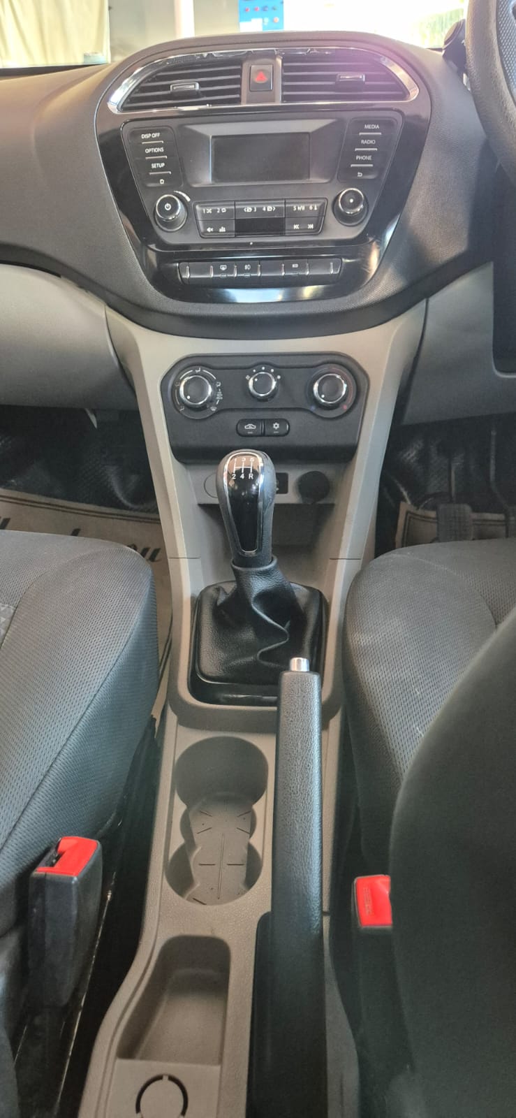 Tata Tiago - Image 4