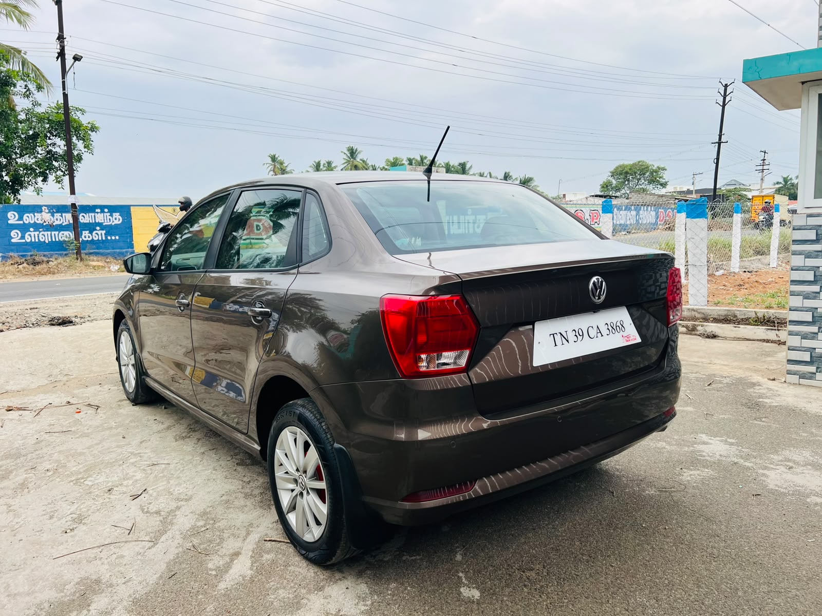 Volkswagen AMEO - Image 7