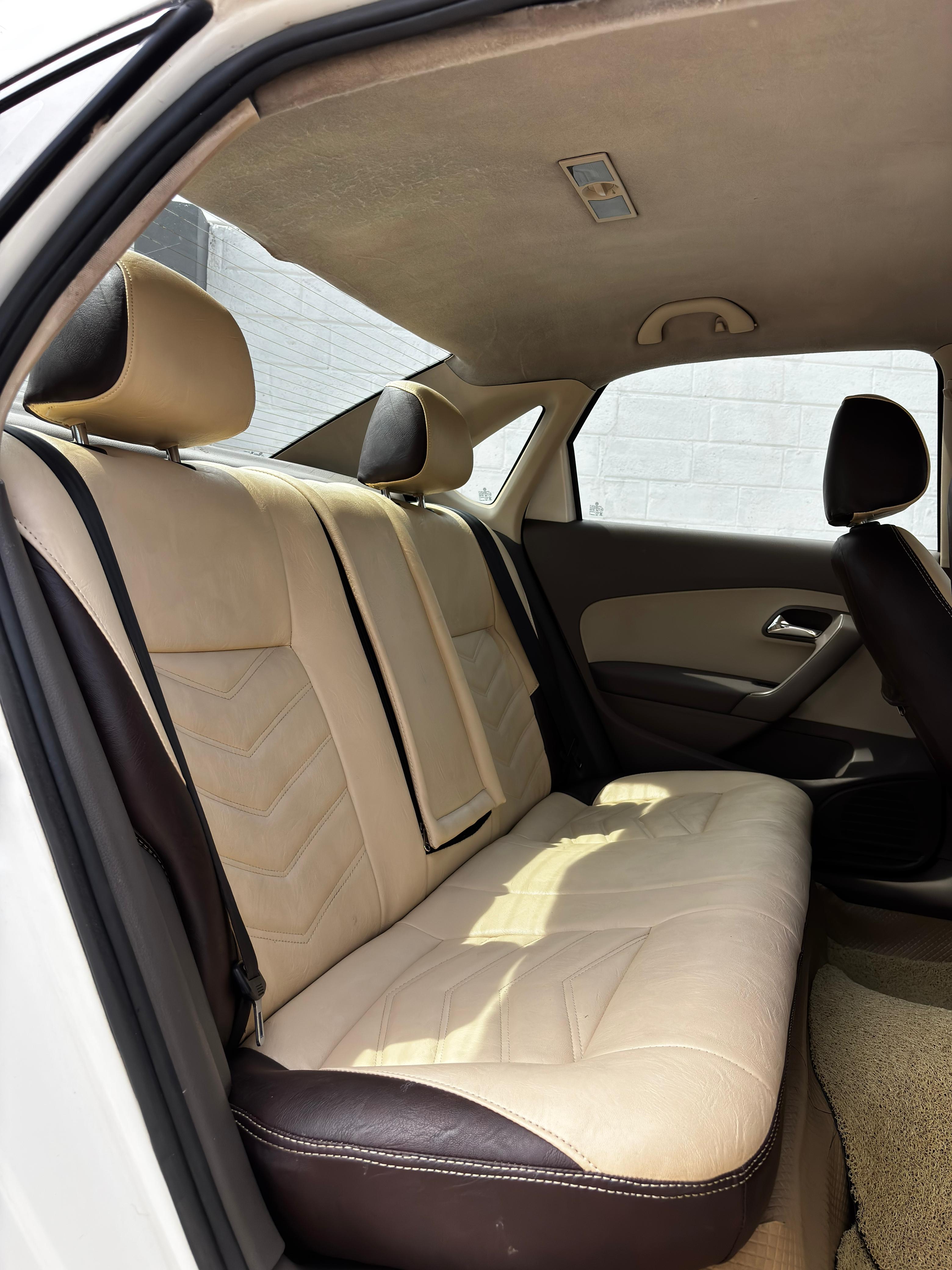 Skoda Rapid - Image 4