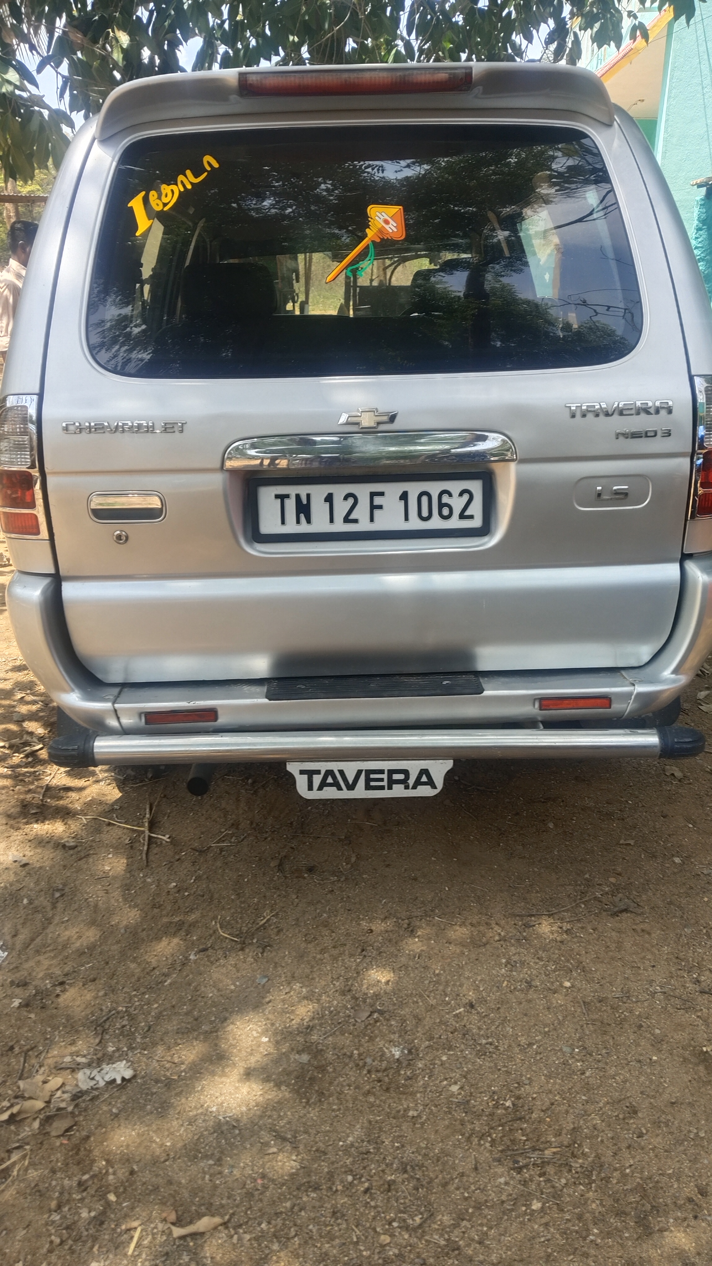 Chevrolet Tavera