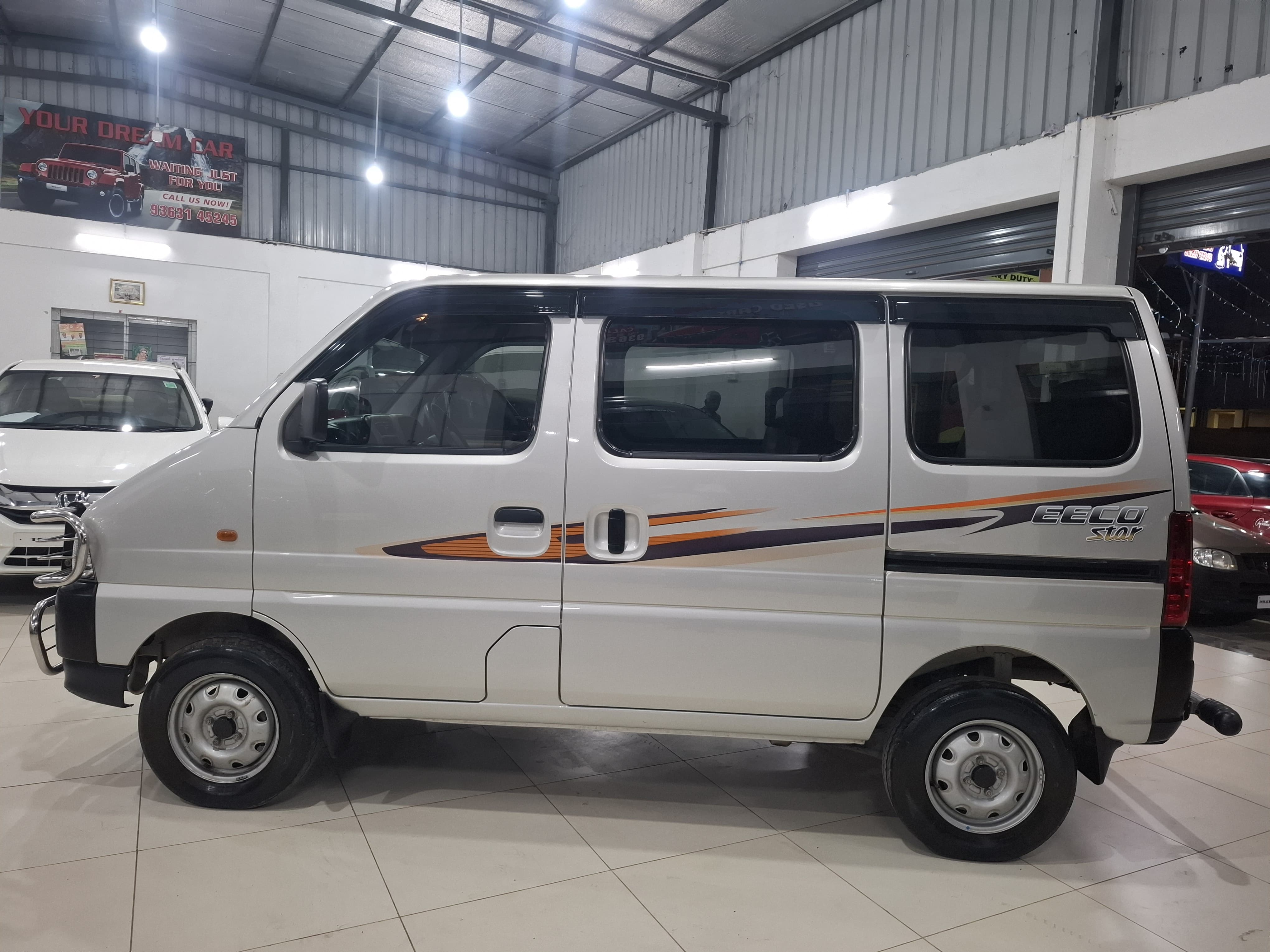 Maruti Suzuki Eeco - Image 3