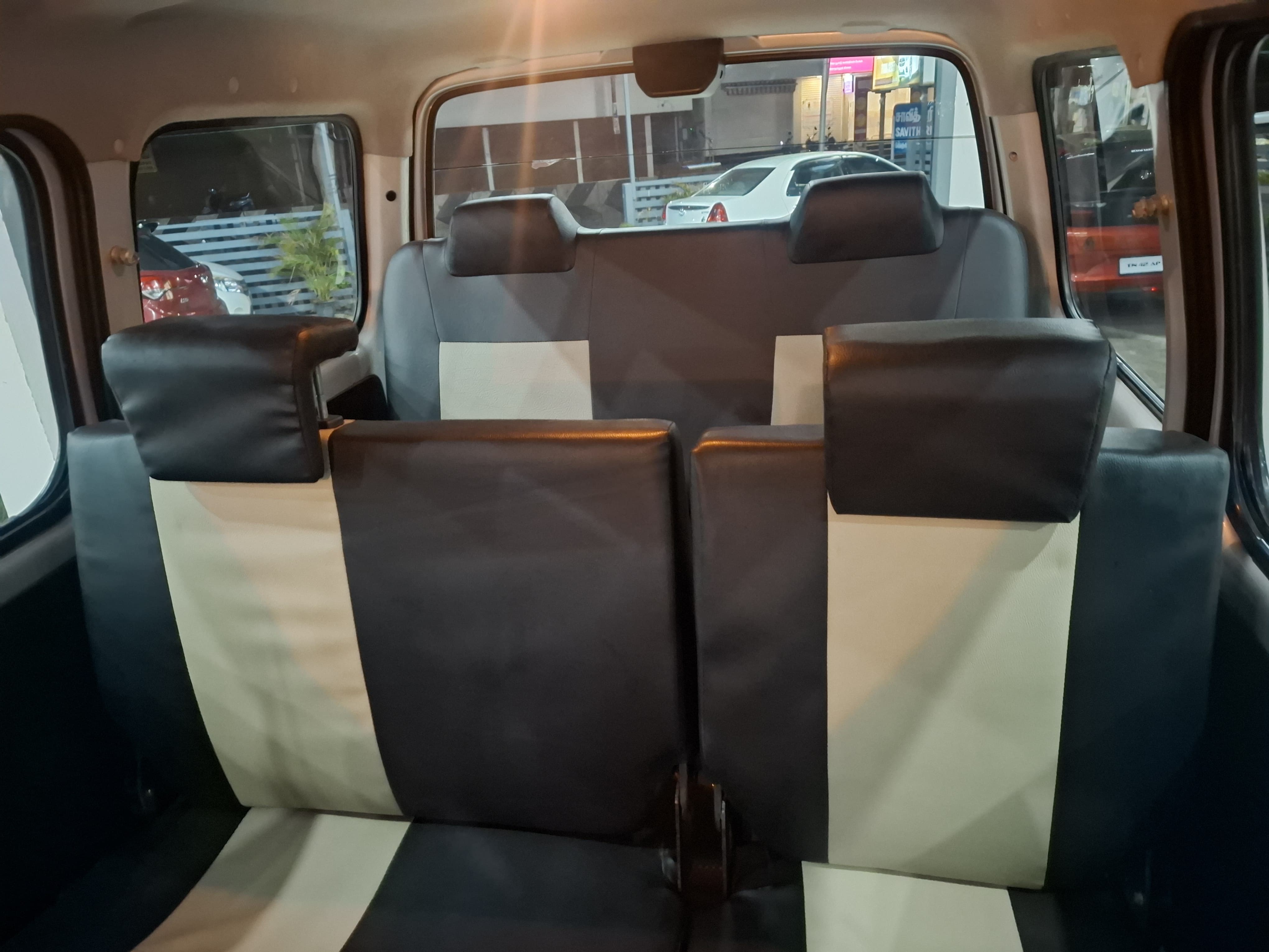 Maruti Suzuki Eeco - Image 6