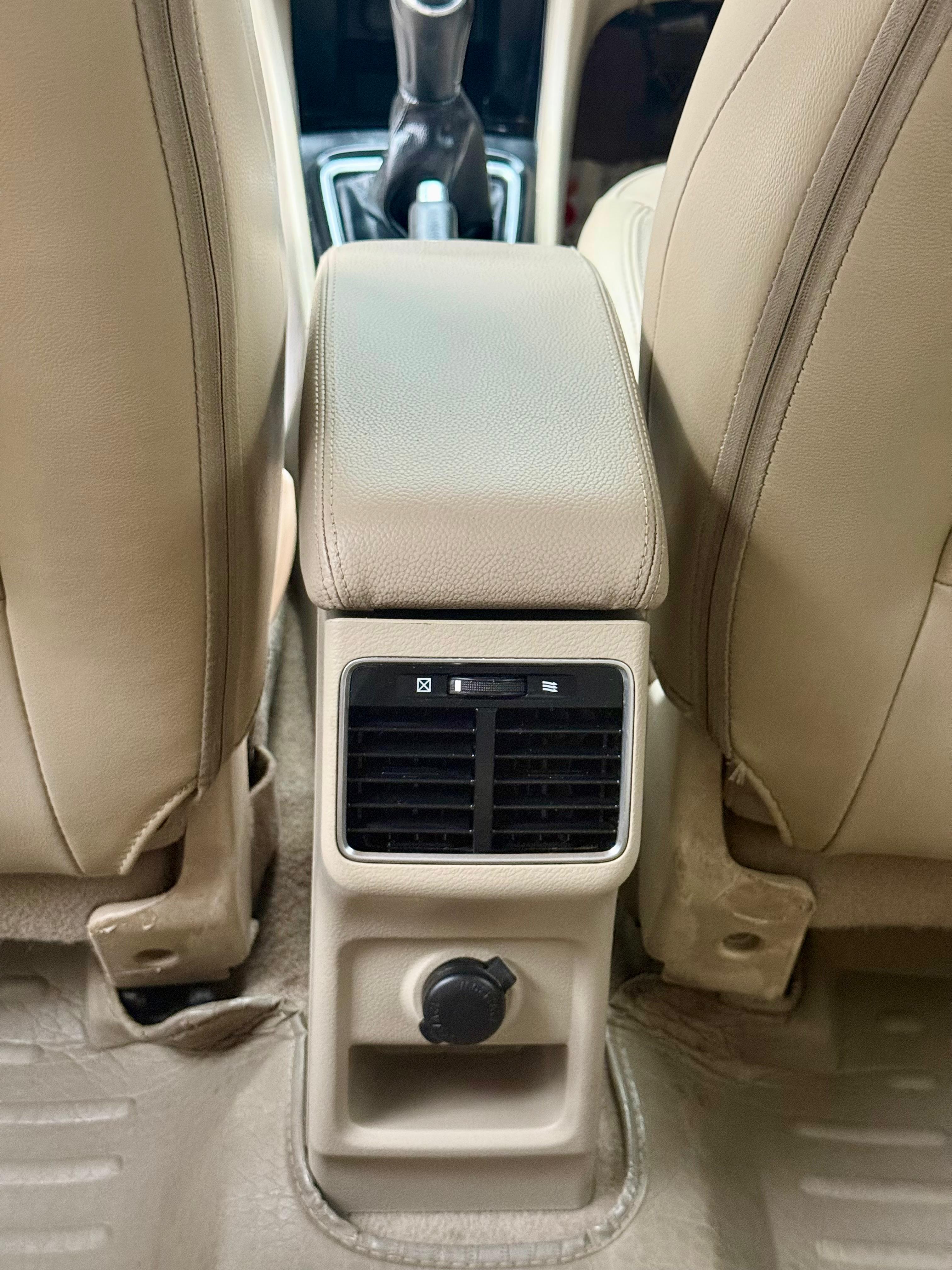 Maruti Suzuki Ciaz - Image 7